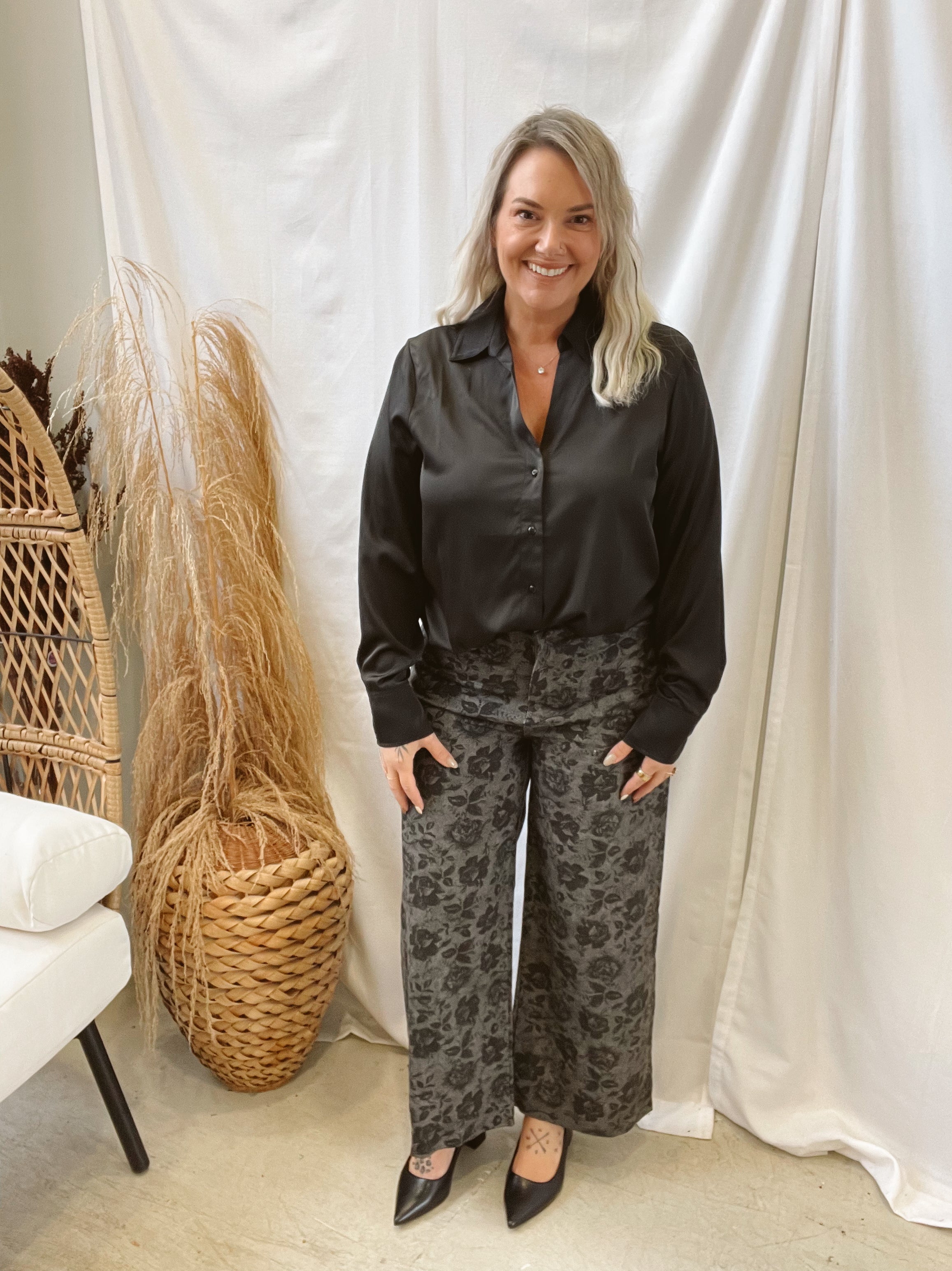 Black Floral Pants-Pants-entro-The Silo Boutique, Women's Fashion Boutique Located in Warren and Grand Forks North Dakota