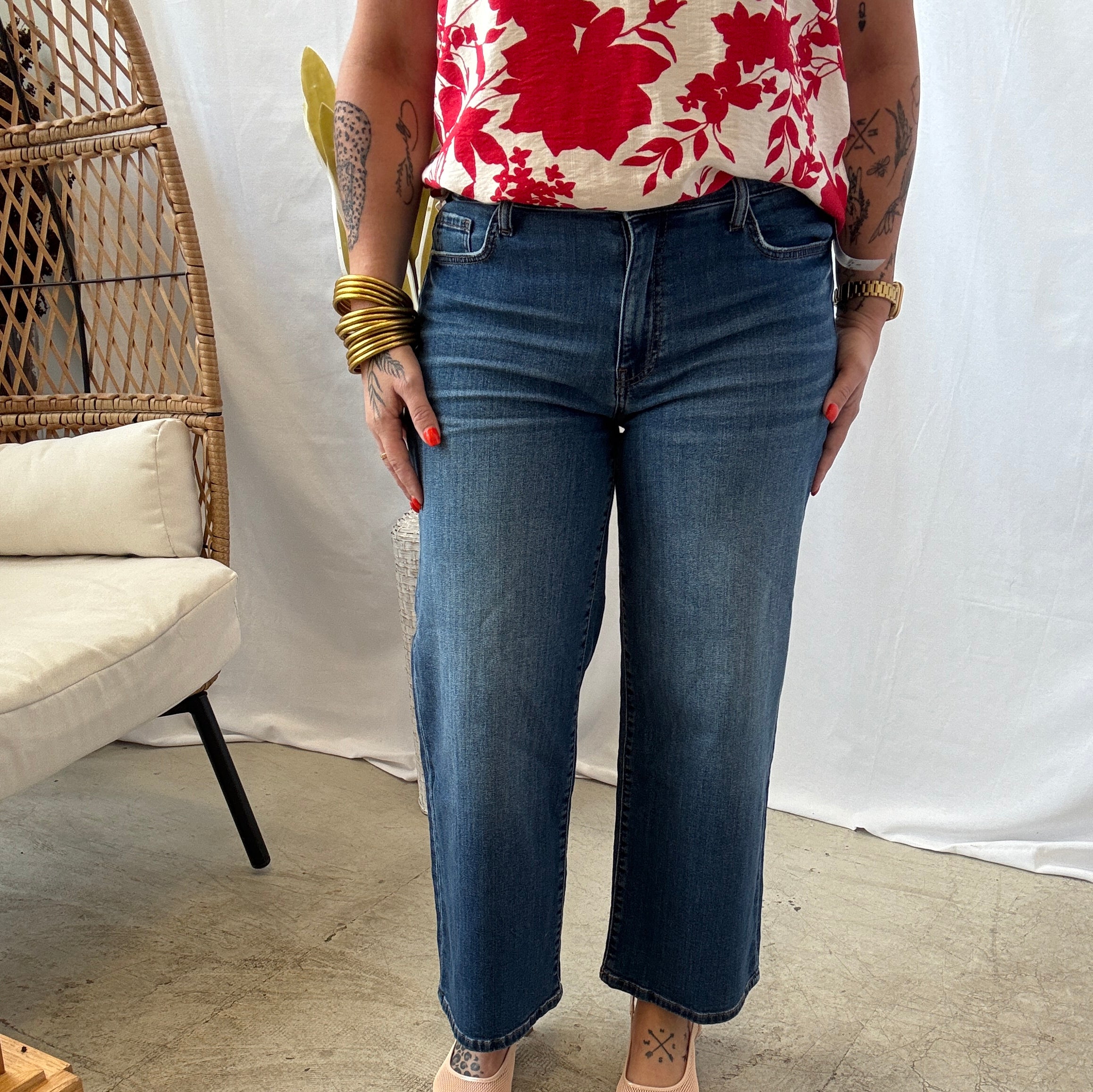 Kut Charlotte High Rise Wide Leg Jeans-Final Sale-Jeans-Kut-The Silo Boutique, Women's Fashion Boutique Located in Warren and Grand Forks North Dakota