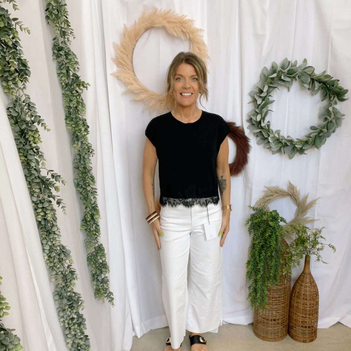 Hidden Clean Crop White Jeans-Jeans-Hidden-The Silo Boutique, Women's Fashion Boutique Located in Warren and Grand Forks North Dakota
