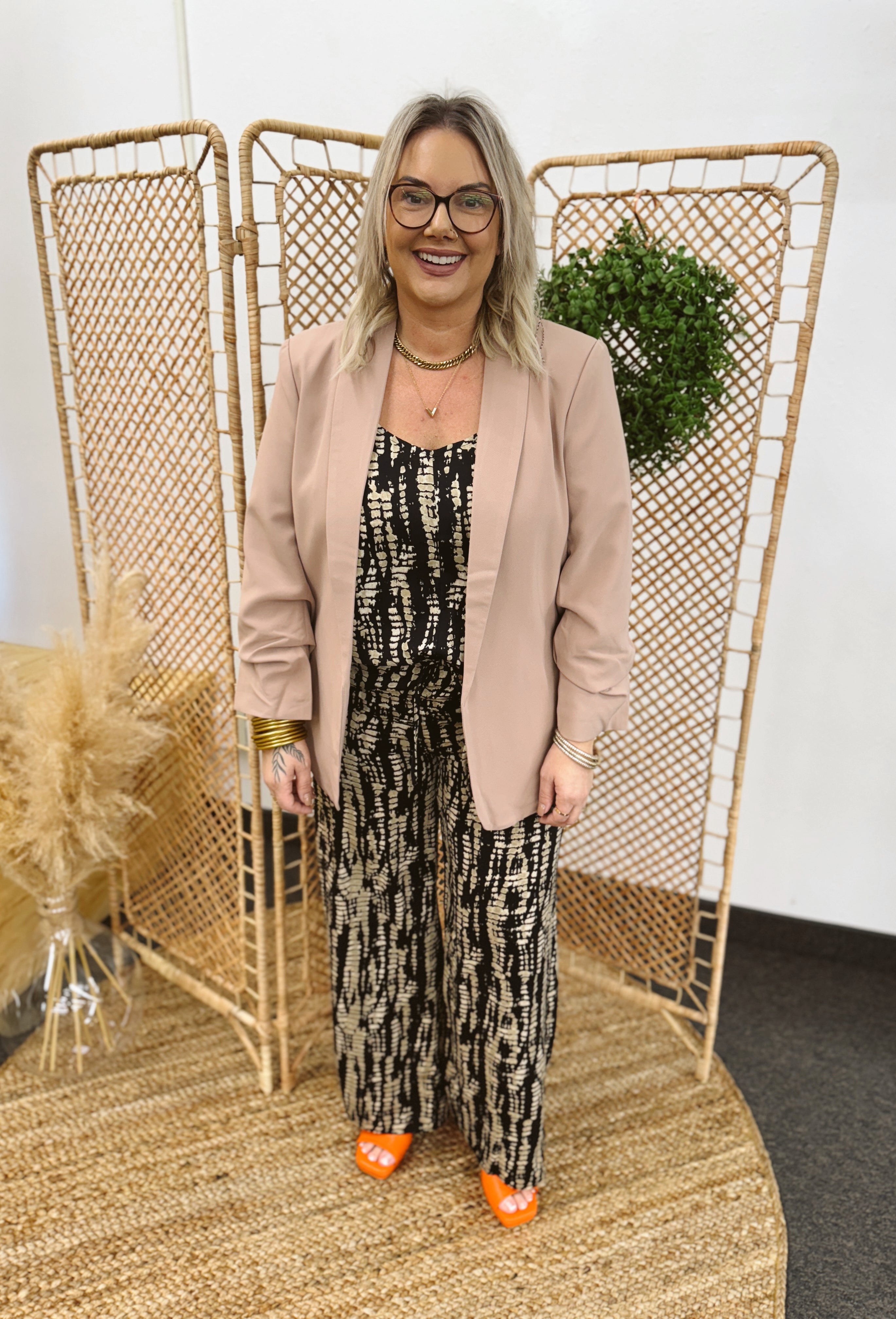 Classic Mocha Blazer-Blazers-eesome-The Silo Boutique, Women's Fashion Boutique Located in Warren and Grand Forks North Dakota