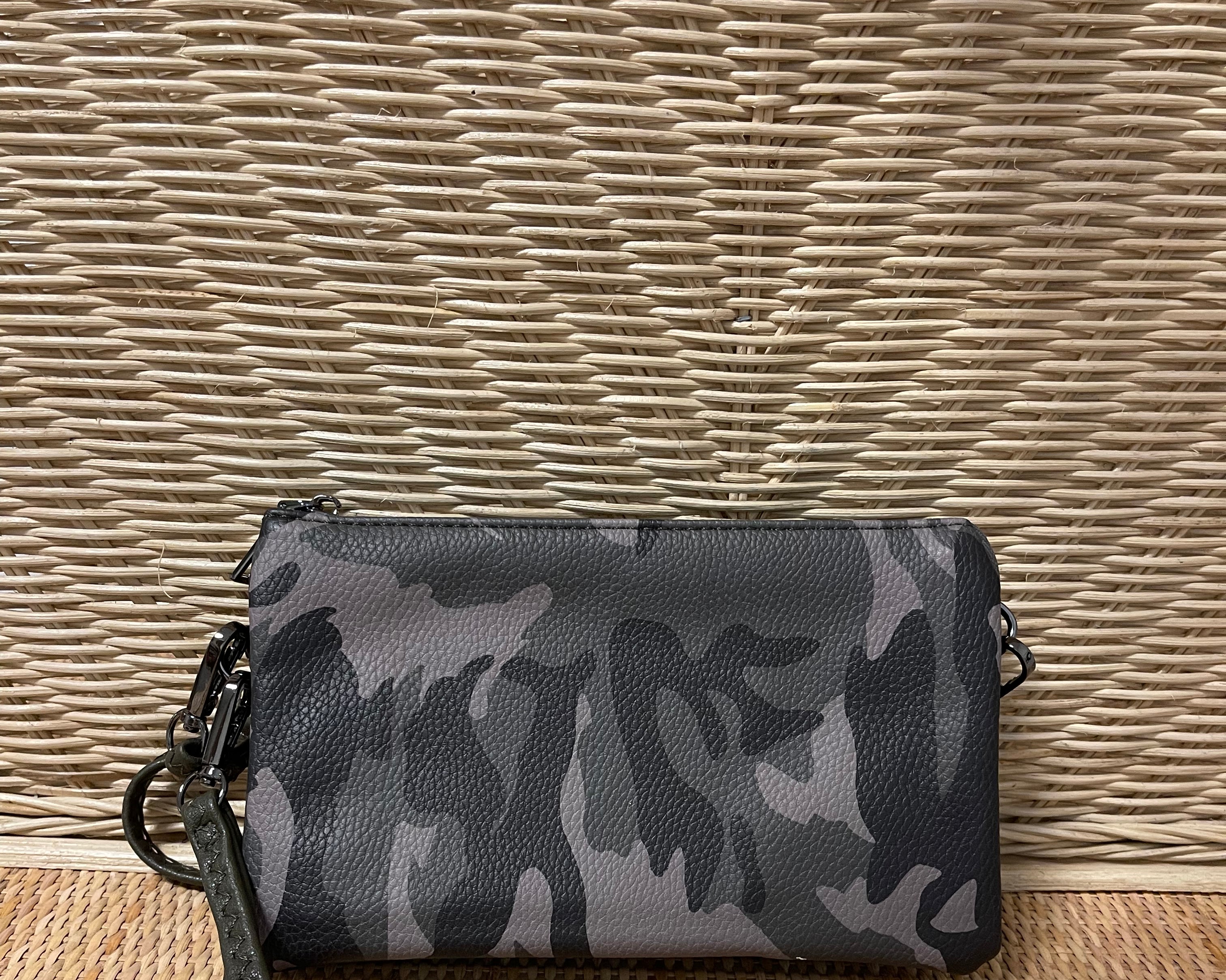 Riley 3 Compartment Crossbody/Wristlet-Crossbody Purses-Jen and Co-The Silo Boutique, Women's Fashion Boutique Located in Warren and Grand Forks North Dakota