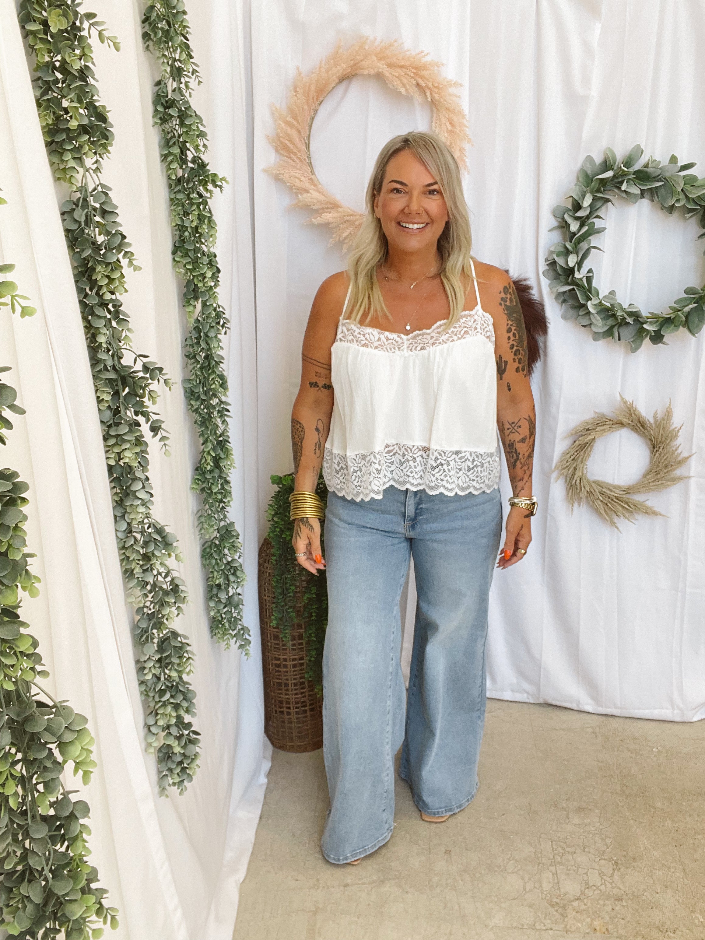 Mica Paradiso Wide Leg Jeans-Jeans-mica-The Silo Boutique, Women's Fashion Boutique Located in Warren and Grand Forks North Dakota