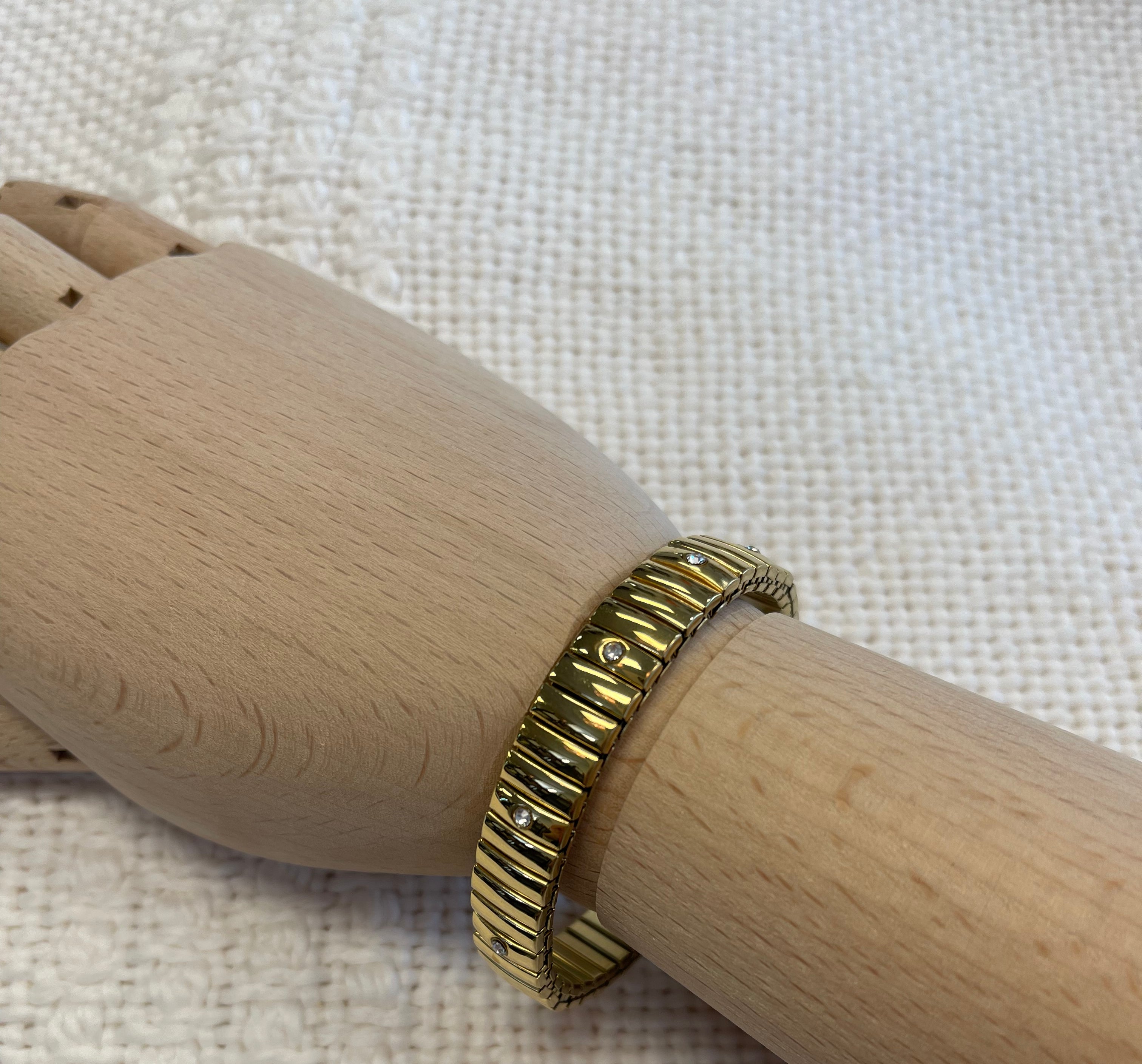 Stone Link Bracelet-Bracelets-Fame-The Silo Boutique, Women's Fashion Boutique Located in Warren and Grand Forks North Dakota