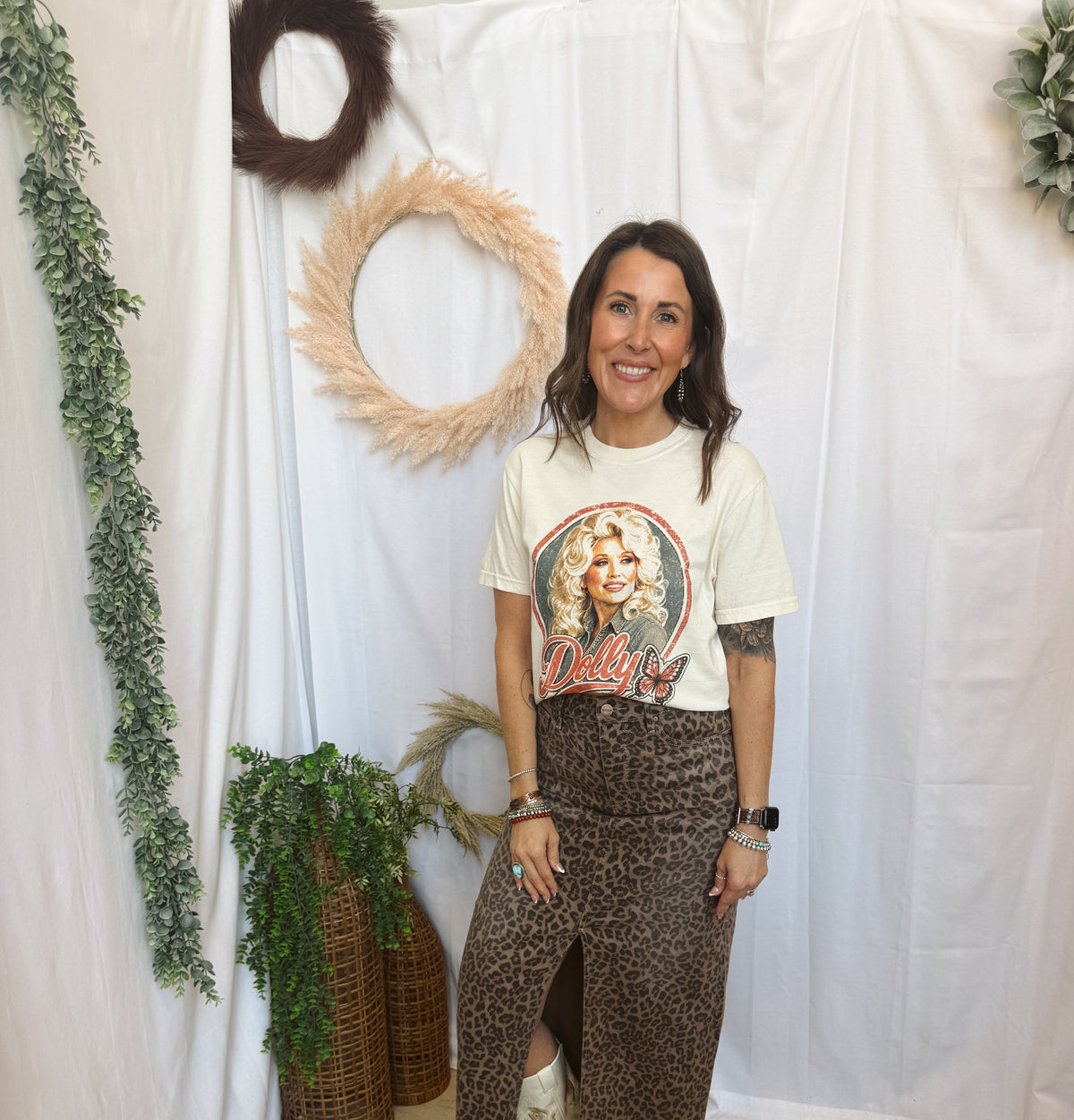 Dolly Vintage Face Tee-Ivory-Graphic Tees-birdies-The Silo Boutique, Women's Fashion Boutique Located in Warren and Grand Forks North Dakota