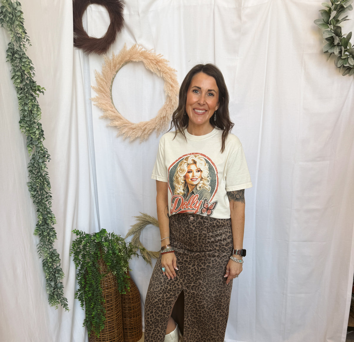 Dolly Vintage Face Tee-Ivory-Graphic Tees-birdies-The Silo Boutique, Women's Fashion Boutique Located in Warren and Grand Forks North Dakota