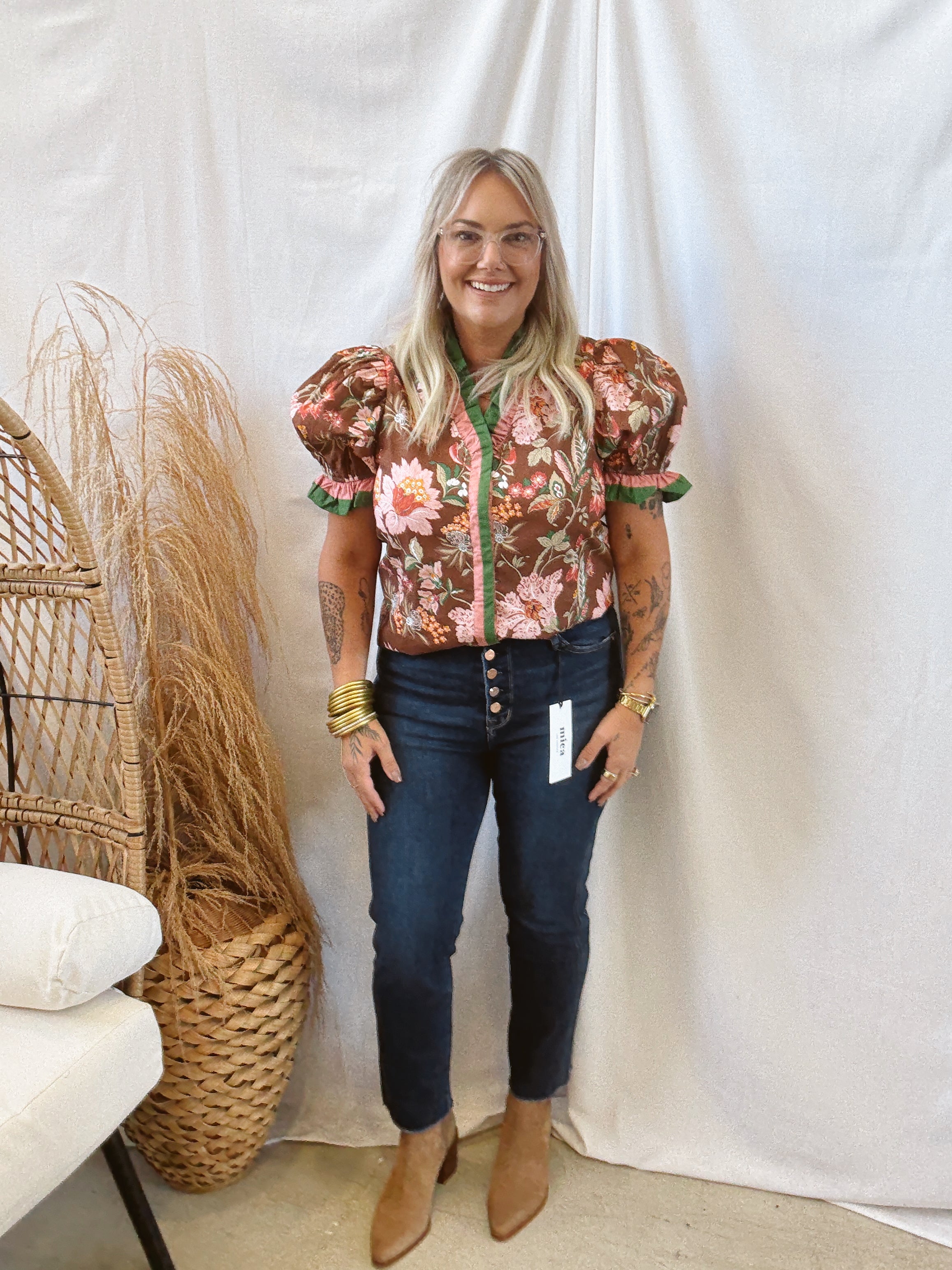 Brown Floral Ruffle Top-Short Sleeve Tops-ENTRO-The Silo Boutique, Women's Fashion Boutique Located in Warren and Grand Forks North Dakota