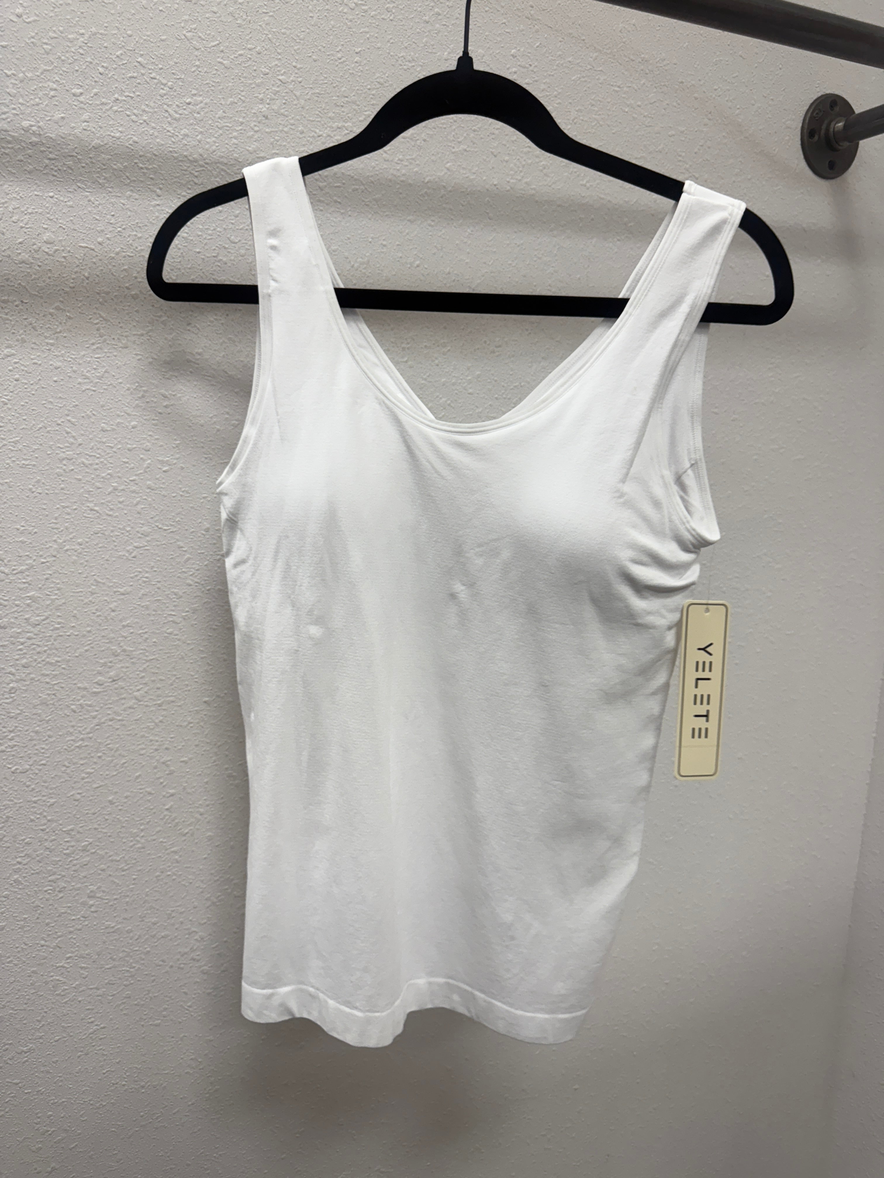 Built in Bra Cami-Camis-yelete-The Silo Boutique, Women's Fashion Boutique Located in Warren and Grand Forks North Dakota