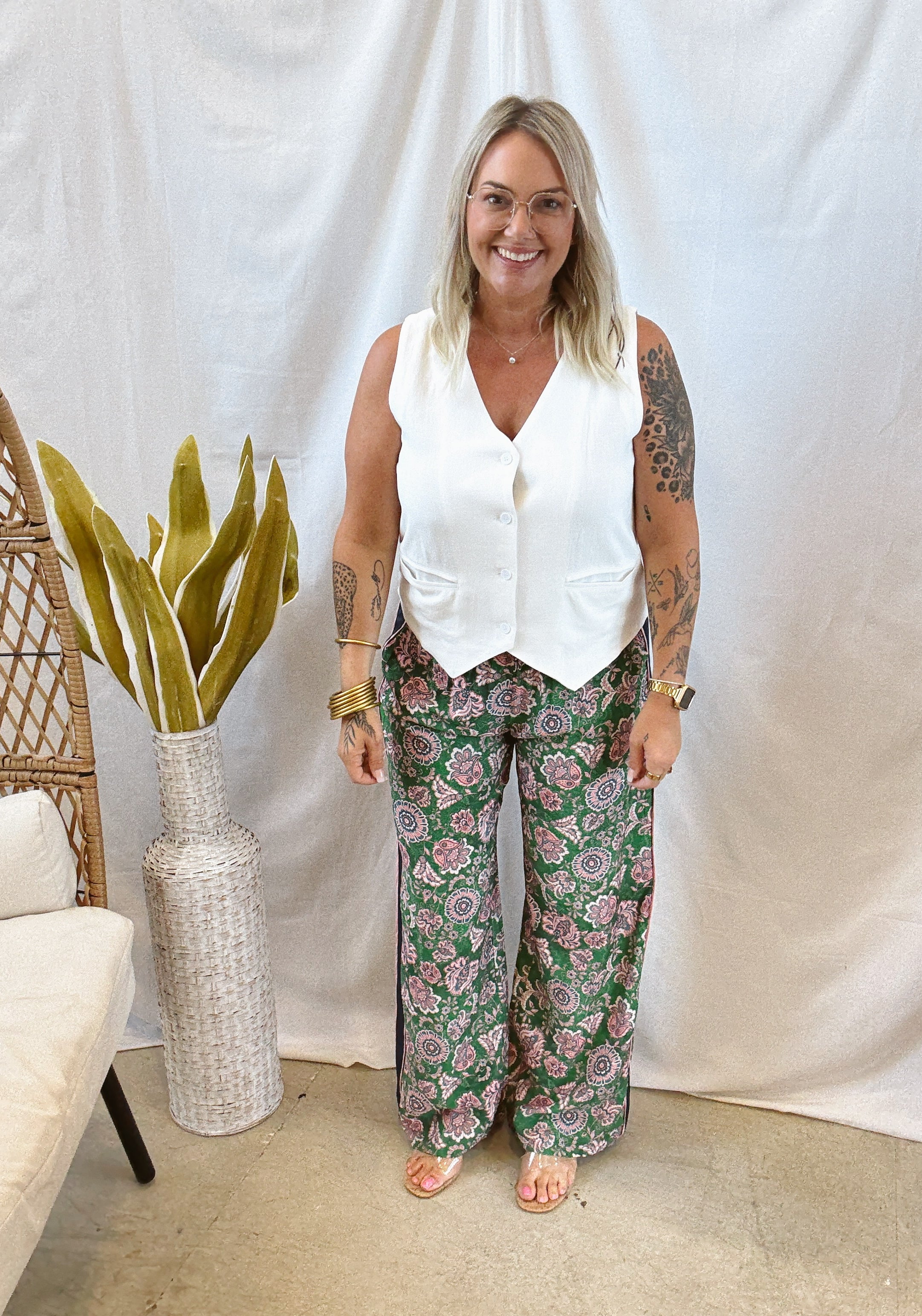 Green with Floral Pants-Pants-entro-The Silo Boutique, Women's Fashion Boutique Located in Warren and Grand Forks North Dakota
