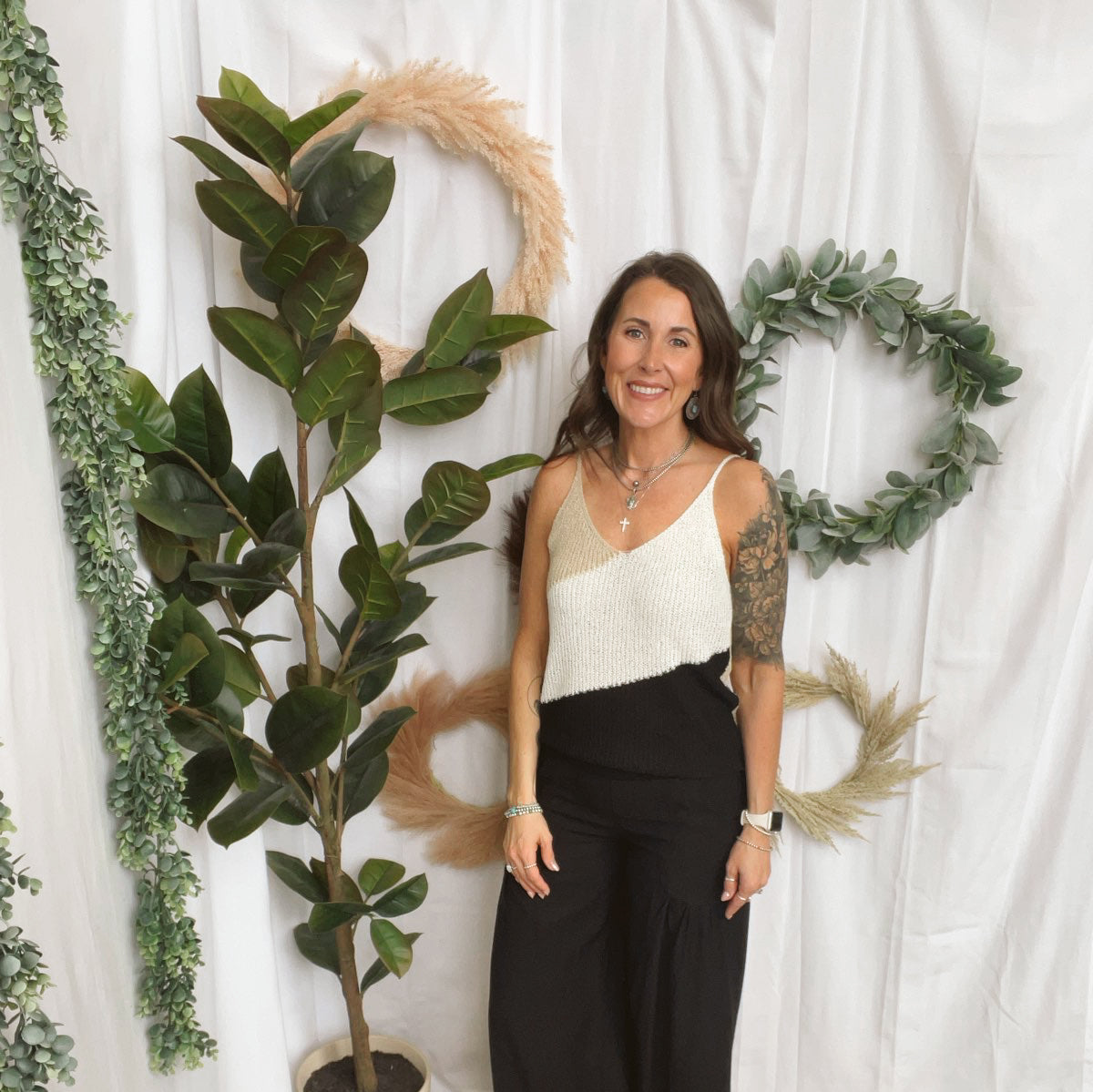 Wide Leg Elastic Waist Crop Pant-Black-Pants-cozy co-The Silo Boutique, Women's Fashion Boutique Located in Warren and Grand Forks North Dakota