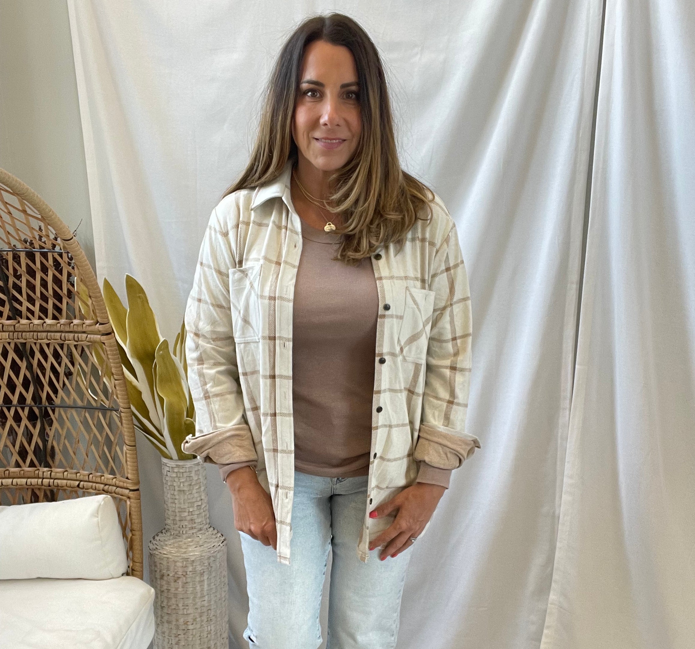 Vervet Wow Straight Crop Jeans-Final Sale-Jeans-vervet-The Silo Boutique, Women's Fashion Boutique Located in Warren and Grand Forks North Dakota