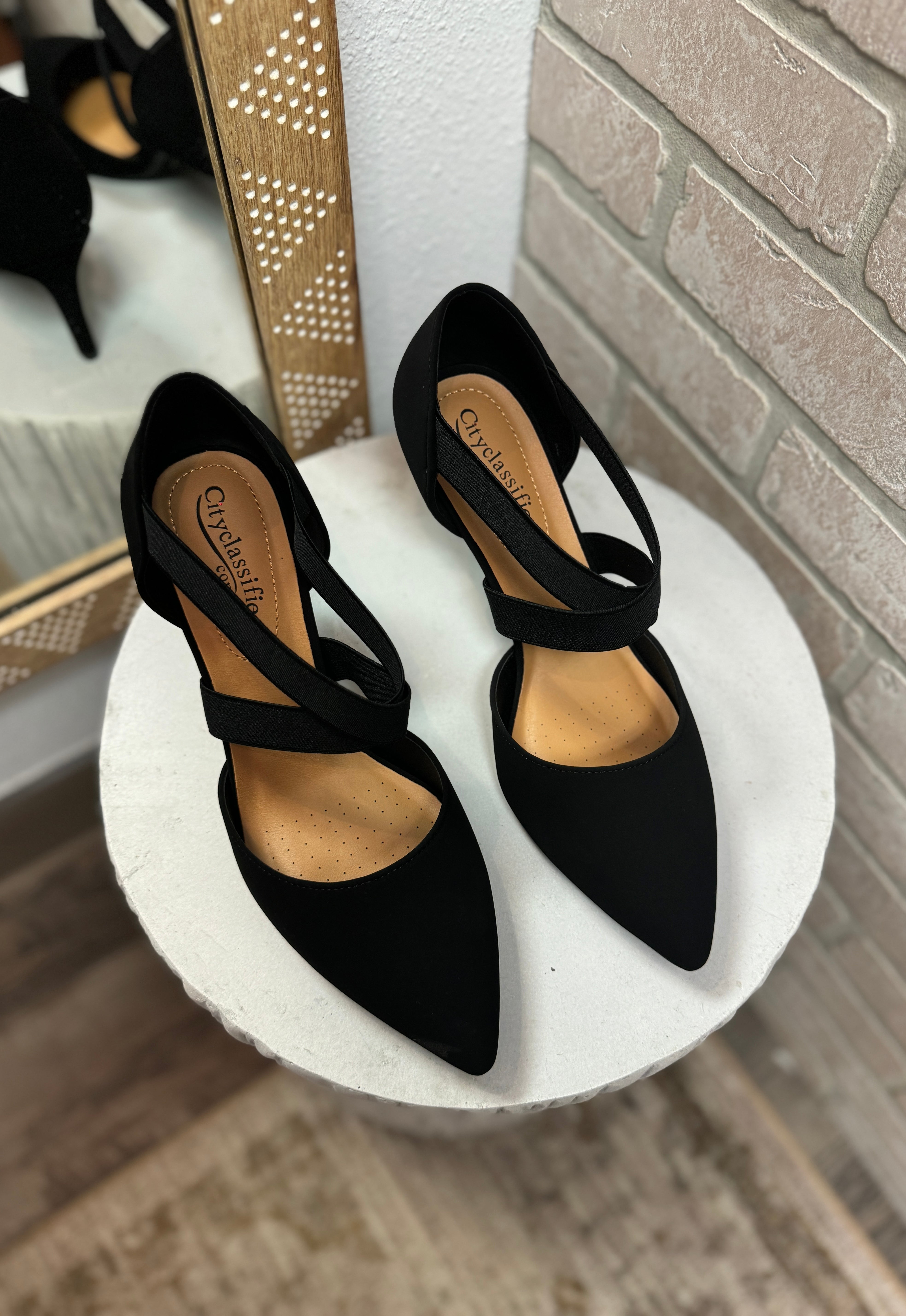 Soda Neal Black Heel Shoe-Final Sale-Heels-soda-The Silo Boutique, Women's Fashion Boutique Located in Warren and Grand Forks North Dakota