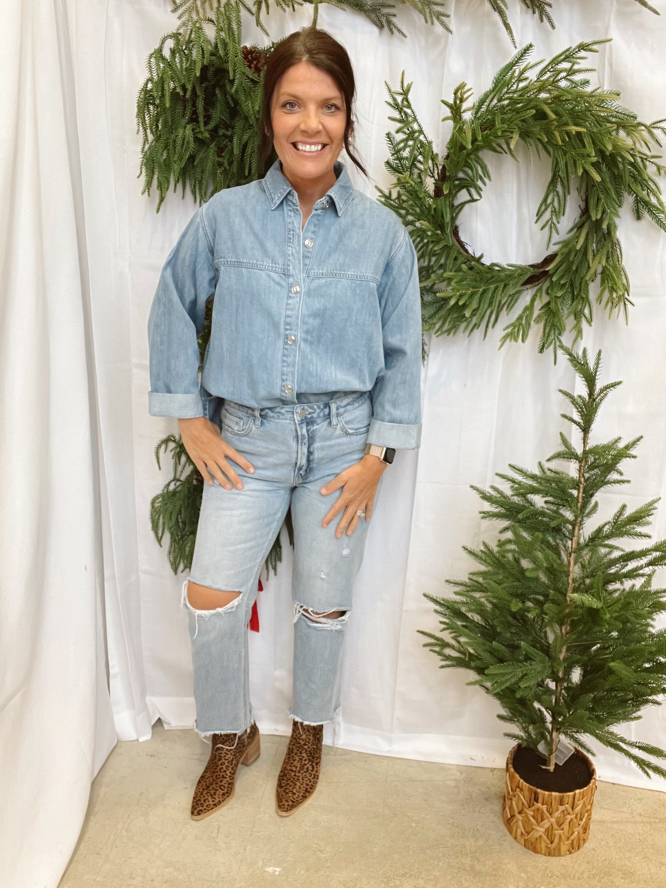 Elan Denim Button Up Top-Sweaters-elan-The Silo Boutique, Women's Fashion Boutique Located in Warren and Grand Forks North Dakota