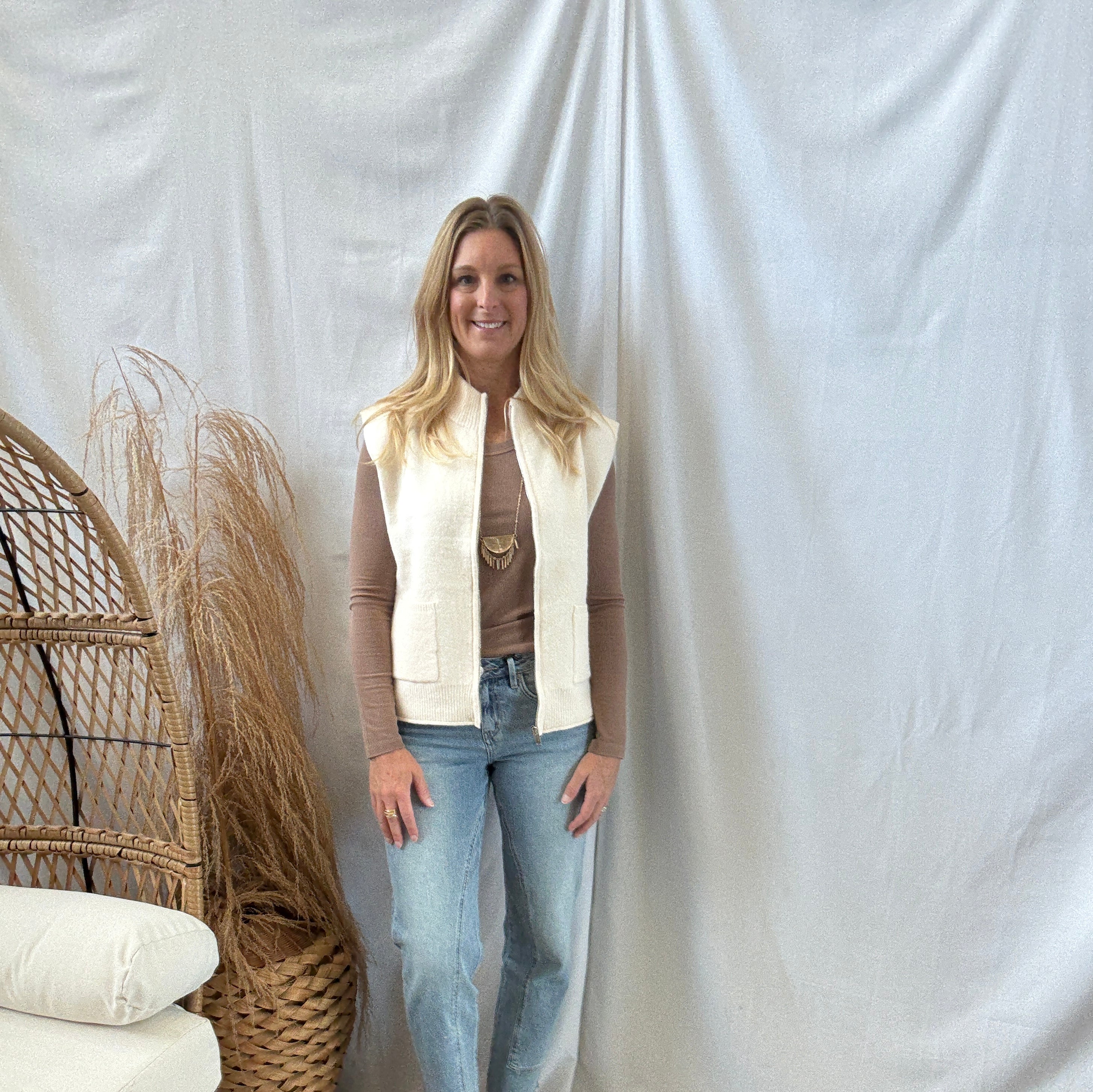 Zip Up Sweater Vest-Cream-Vests-stacatto-The Silo Boutique, Women's Fashion Boutique Located in Warren and Grand Forks North Dakota