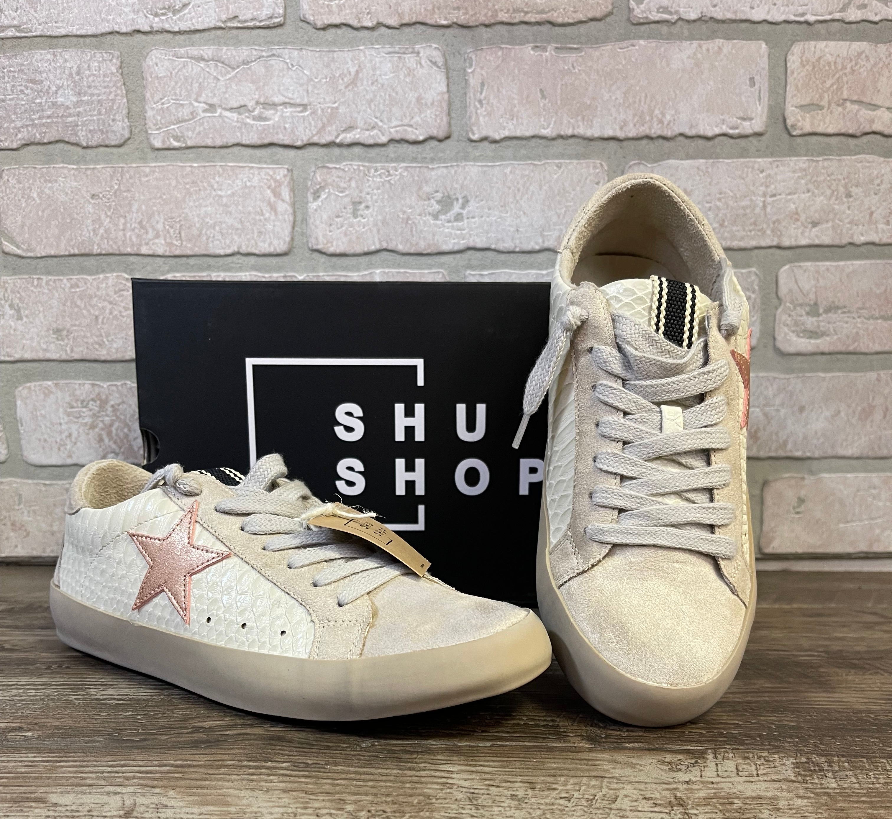 ShuShop Paula Off White Snake Sneaker-Shoes-shushop-The Silo Boutique, Women's Fashion Boutique Located in Warren and Grand Forks North Dakota