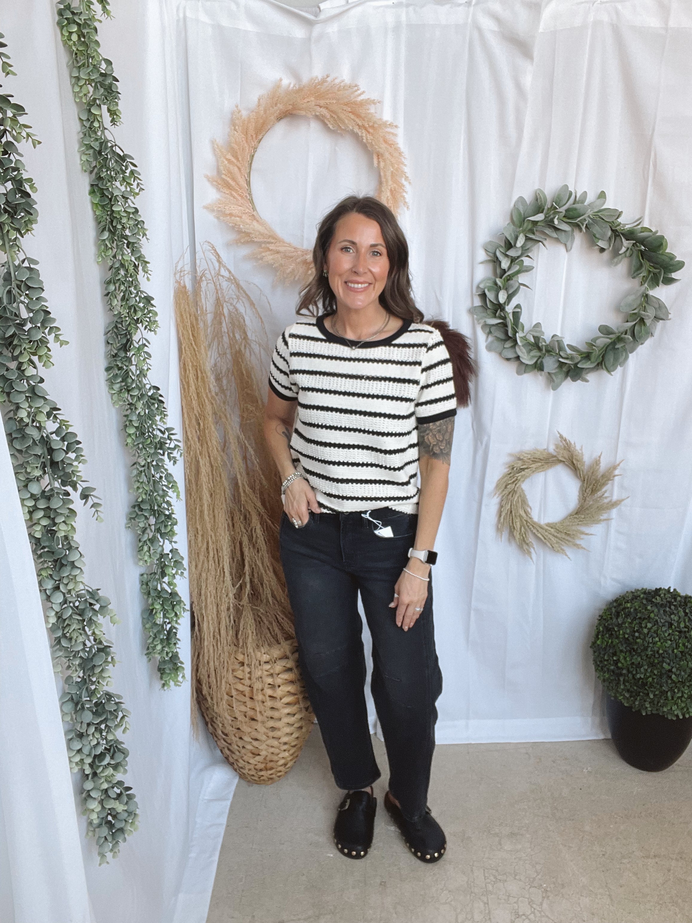 Flying Monkey Relief Black Jeans-Final Sale-Jeans-flying monkey-The Silo Boutique, Women's Fashion Boutique Located in Warren and Grand Forks North Dakota