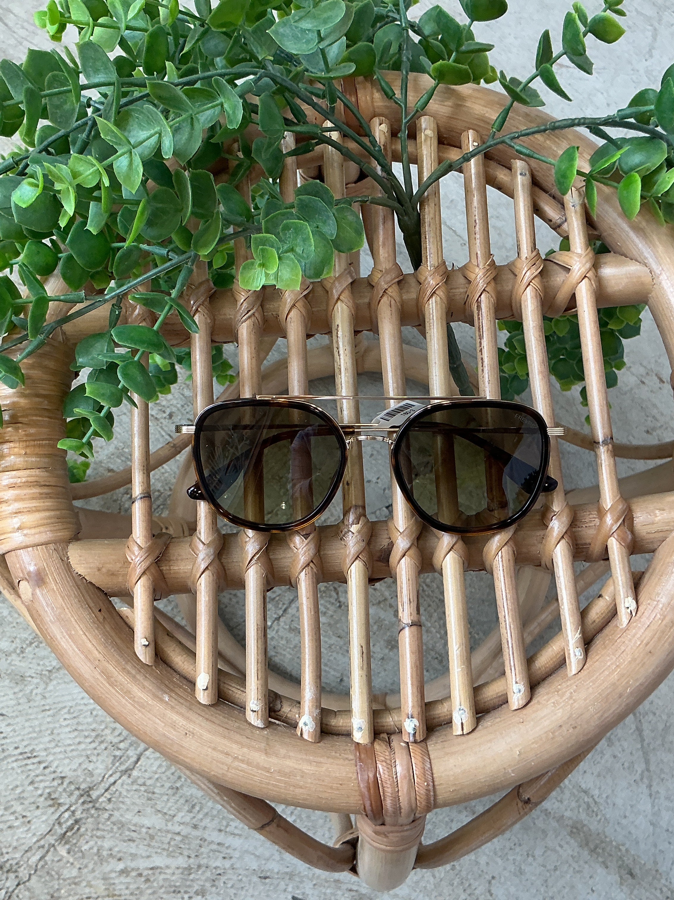 Freyrs Weston Round Sunglasses-Tortoise-Sunglasses-freyers-The Silo Boutique, Women's Fashion Boutique Located in Warren and Grand Forks North Dakota