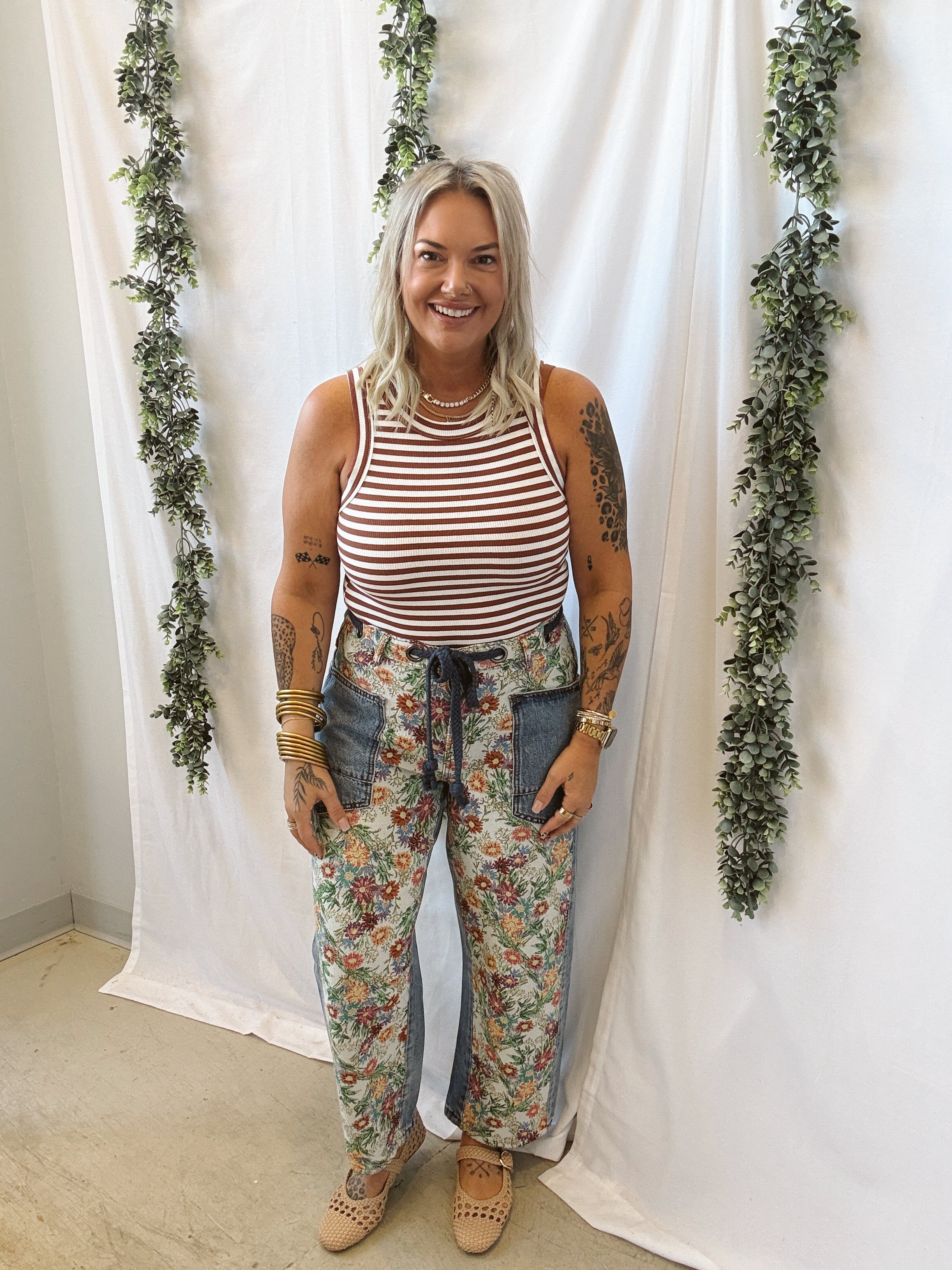 Oli and Hali Floral Barrel Jeans-Jeans-oli-The Silo Boutique, Women's Fashion Boutique Located in Warren and Grand Forks North Dakota