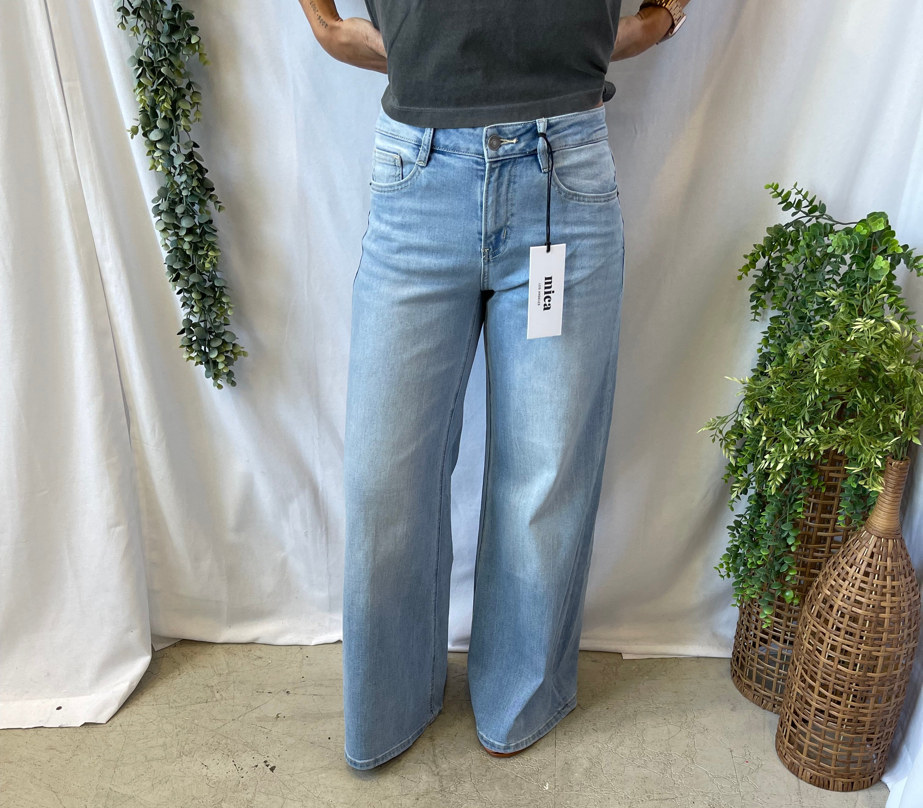 Mica Wide Leg Baggy Fit Jeans-Jeans-mica-The Silo Boutique, Women's Fashion Boutique Located in Warren and Grand Forks North Dakota