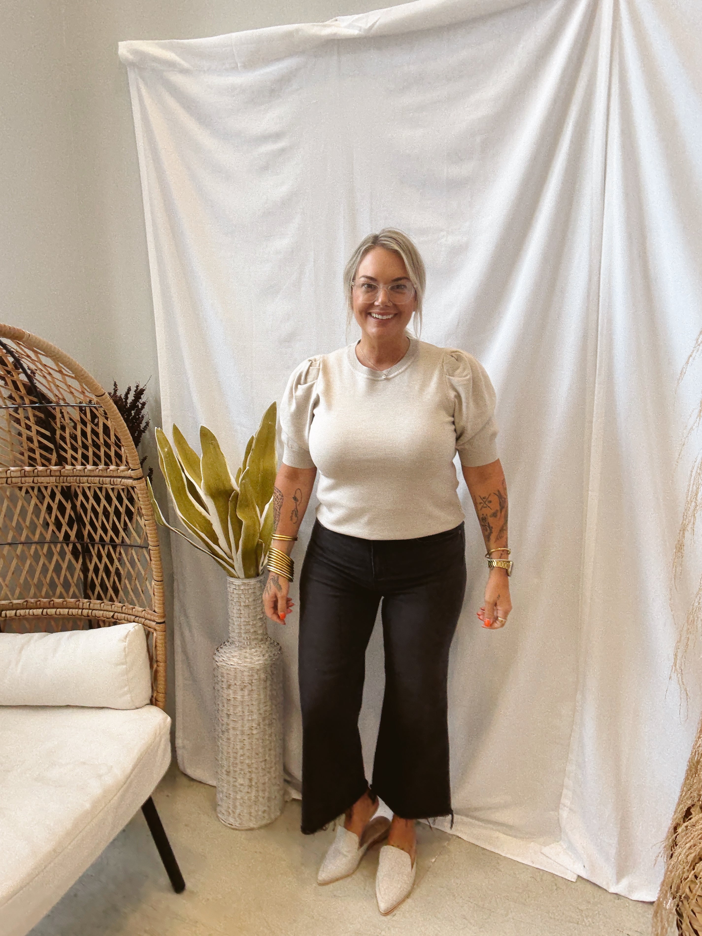 Beige Puff Sweater Top-Vests-Zenana-The Silo Boutique, Women's Fashion Boutique Located in Warren and Grand Forks North Dakota