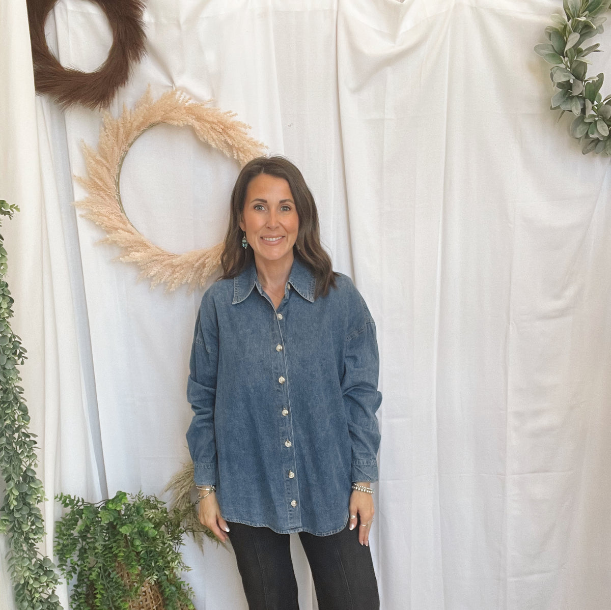 Vayda Denim Shirt-Coats & Jackets-twentyfourth-The Silo Boutique, Women's Fashion Boutique Located in Warren and Grand Forks North Dakota
