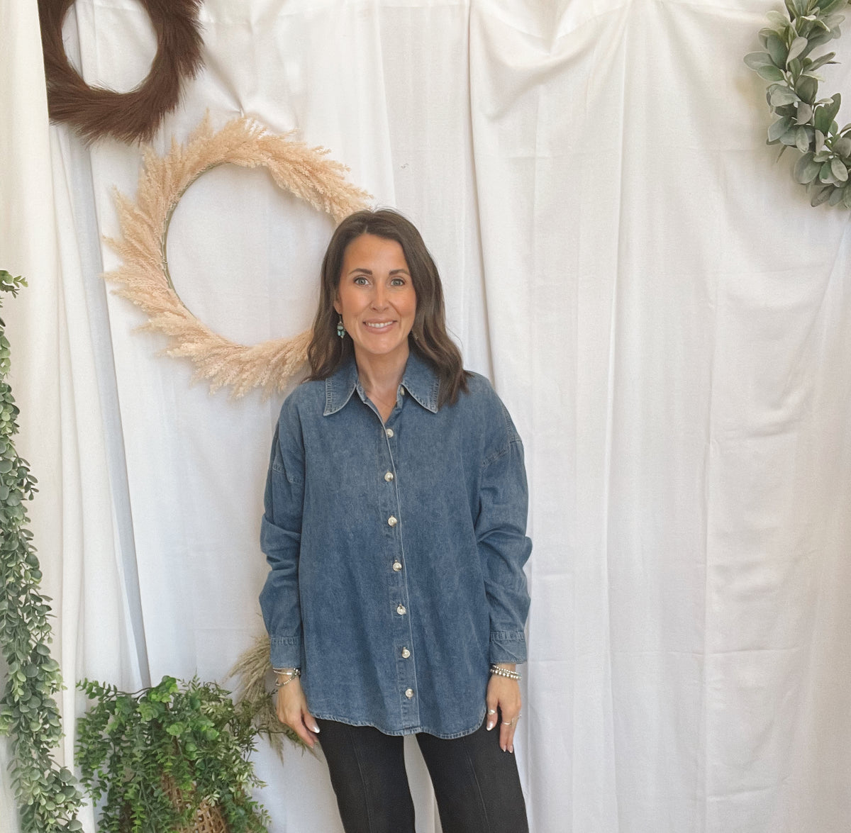 Vayda Denim Shirt-Coats & Jackets-twentyfourth-The Silo Boutique, Women's Fashion Boutique Located in Warren and Grand Forks North Dakota