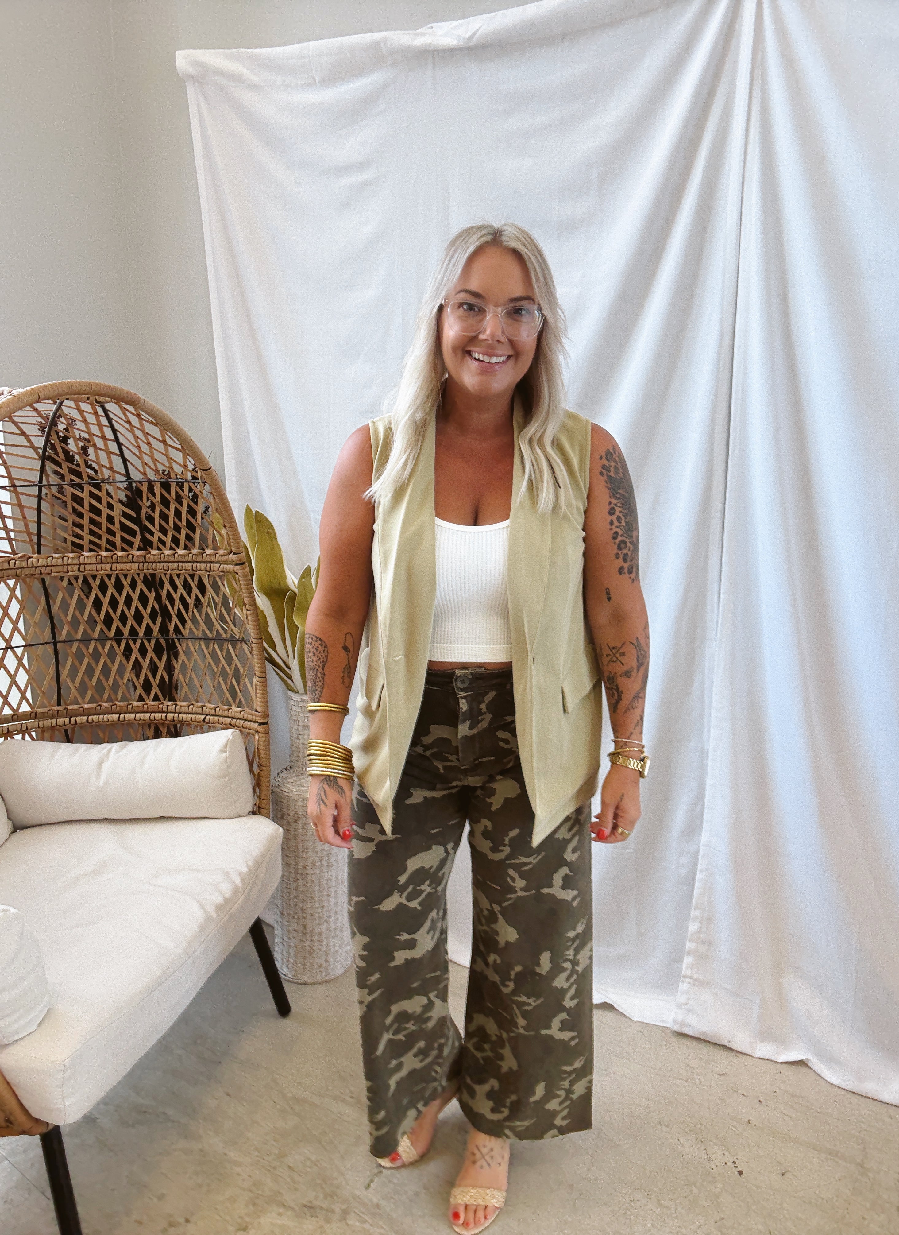 Stretch Camo Pants-Jeans-miou muse-The Silo Boutique, Women's Fashion Boutique Located in Warren and Grand Forks North Dakota
