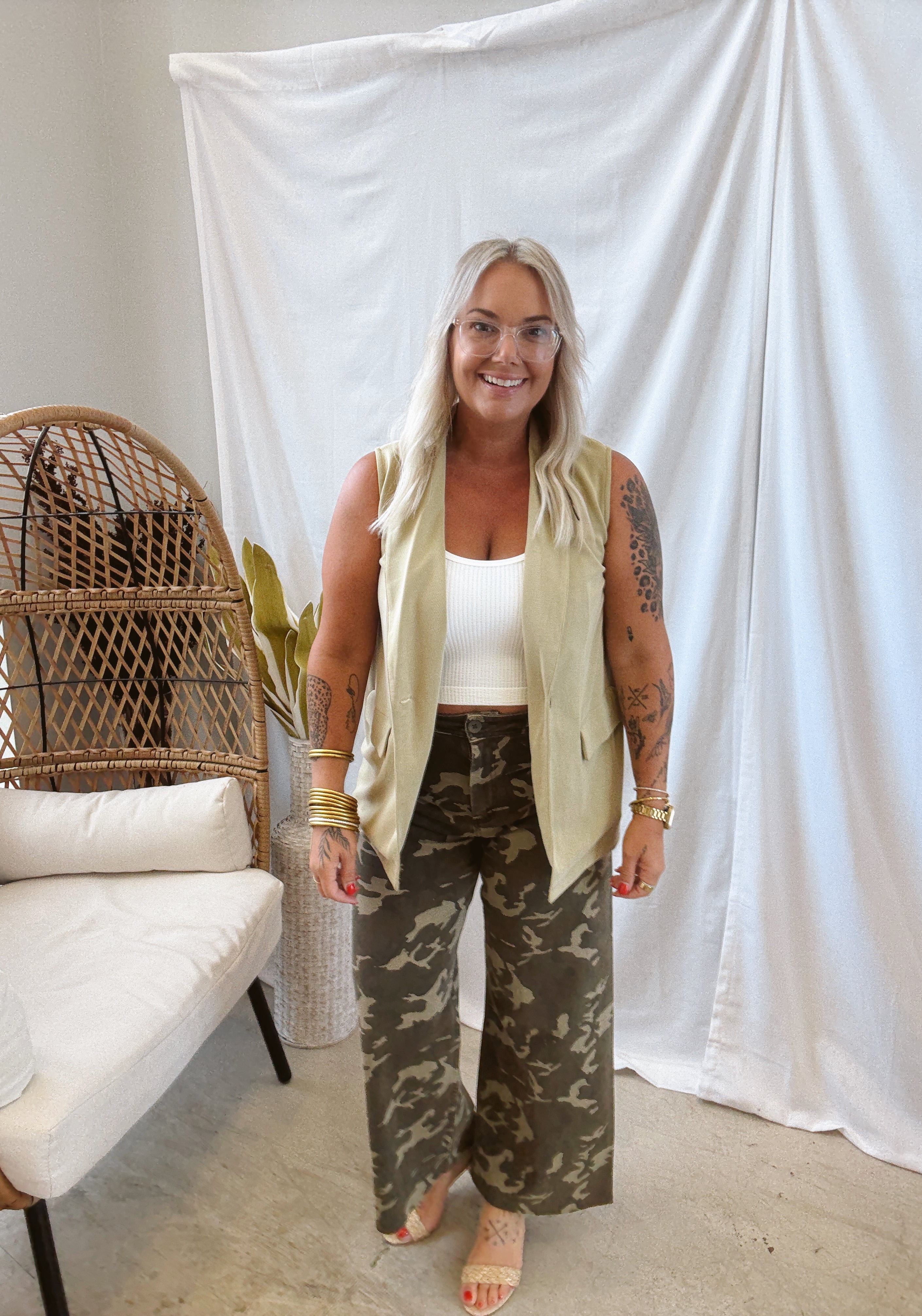 Stretch Camo Pants-Jeans-miou muse-The Silo Boutique, Women's Fashion Boutique Located in Warren and Grand Forks North Dakota