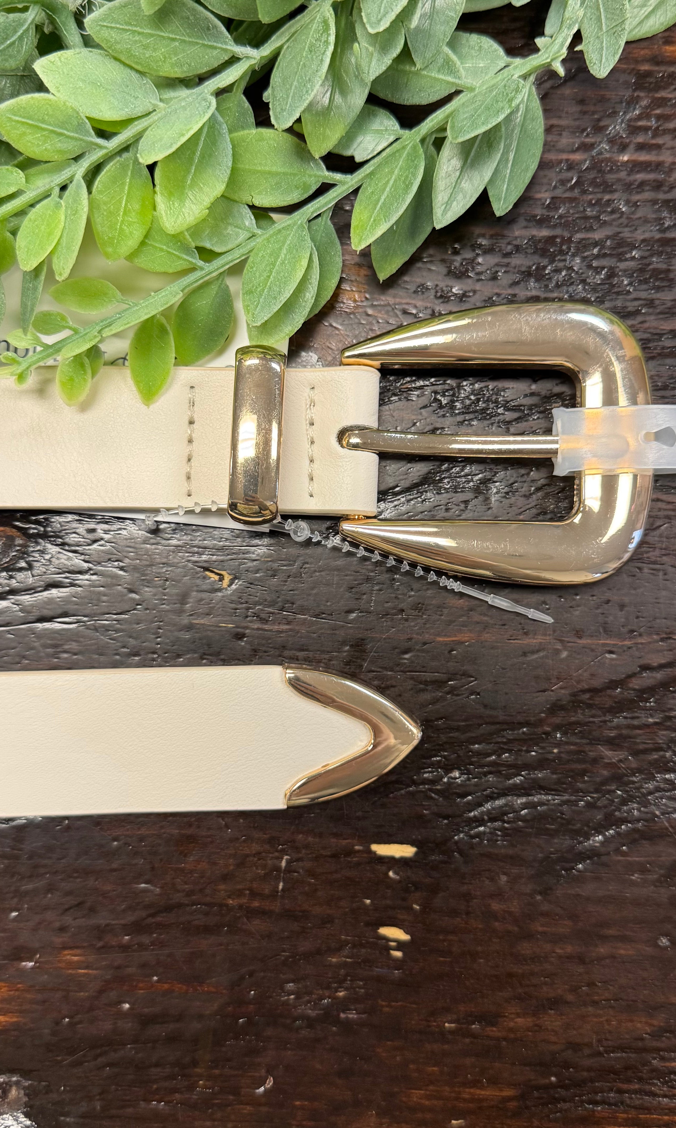 Smooth Belt-Ivory-Belts-Fame-The Silo Boutique, Women's Fashion Boutique Located in Warren and Grand Forks North Dakota