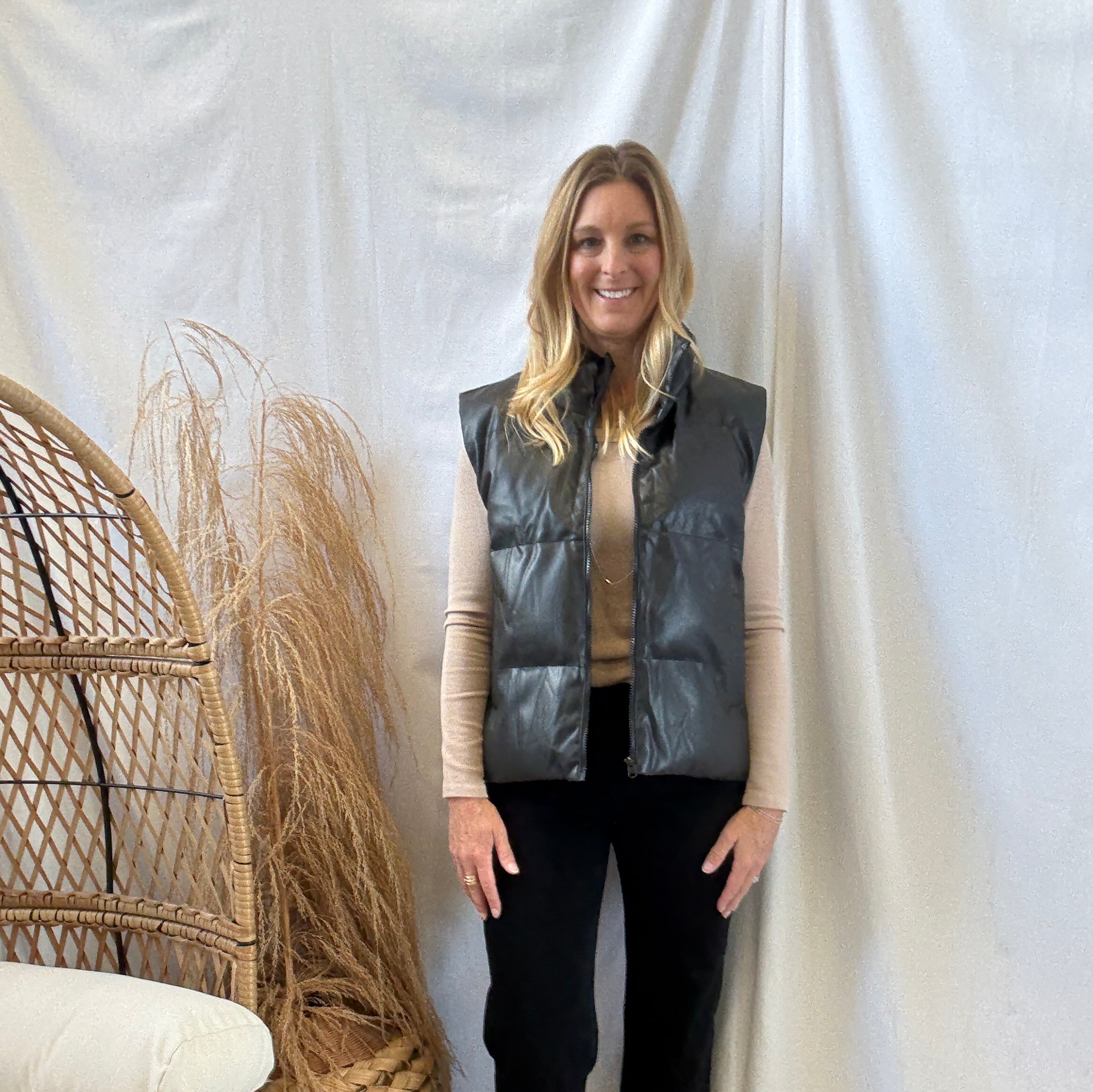 Mica Black Beauty Wide Leg Jeans-Jeans-mica-The Silo Boutique, Women's Fashion Boutique Located in Warren and Grand Forks North Dakota