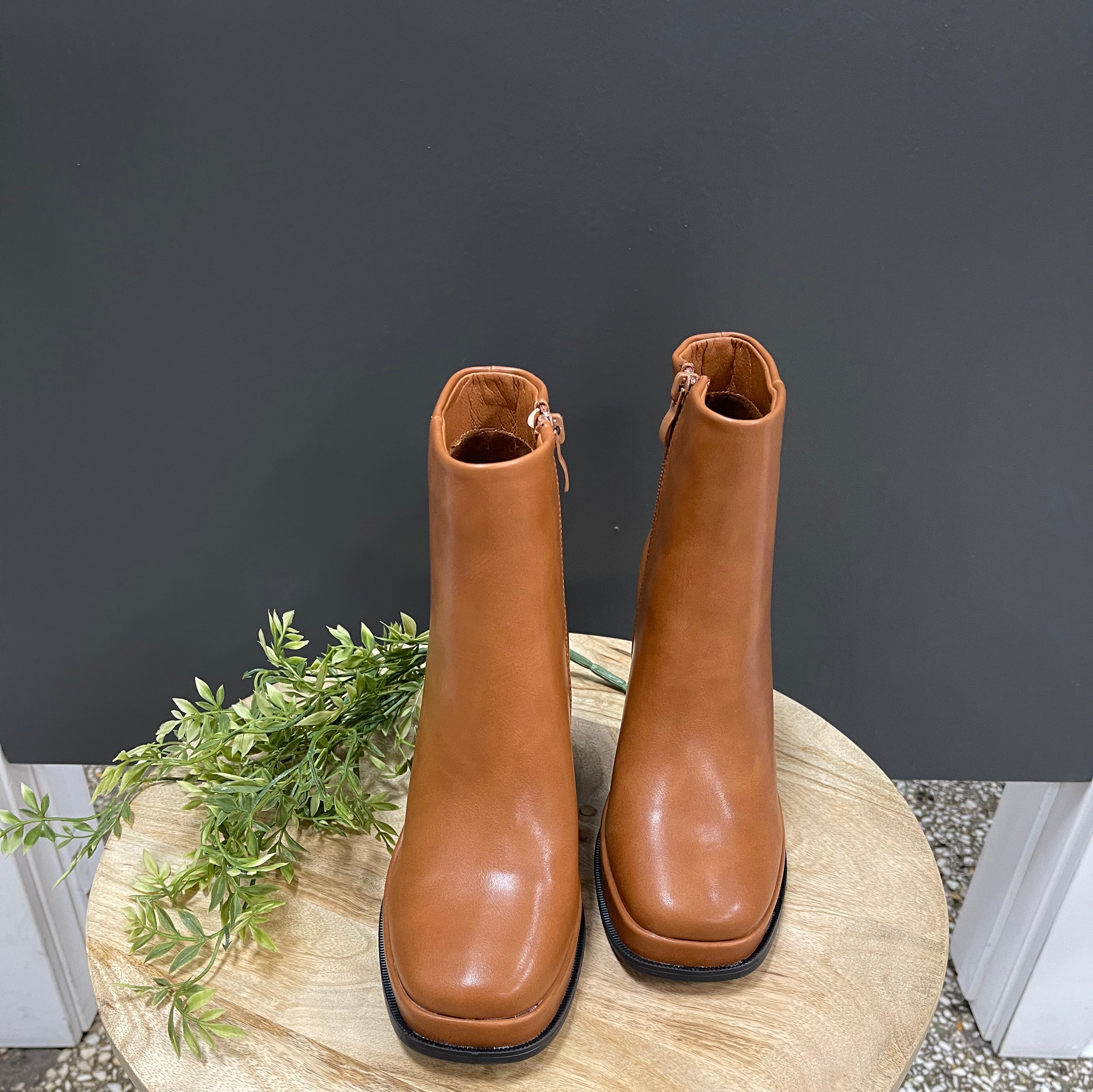 Tan Drake Lug Boot-Boots-Forever Link-The Silo Boutique, Women's Fashion Boutique Located in Warren and Grand Forks North Dakota
