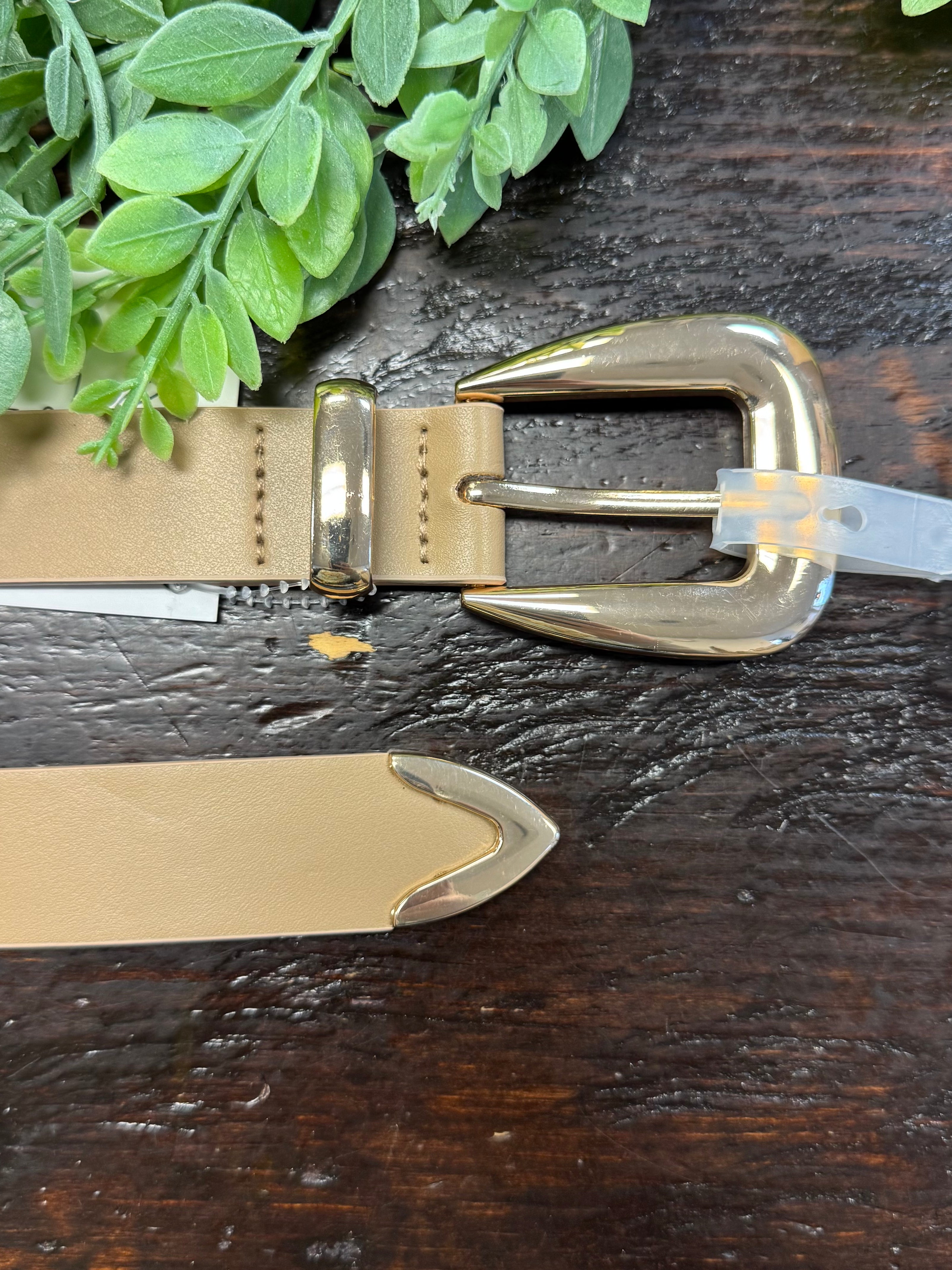 Smooth Belt-Tan-Belts-Fame-The Silo Boutique, Women's Fashion Boutique Located in Warren and Grand Forks North Dakota