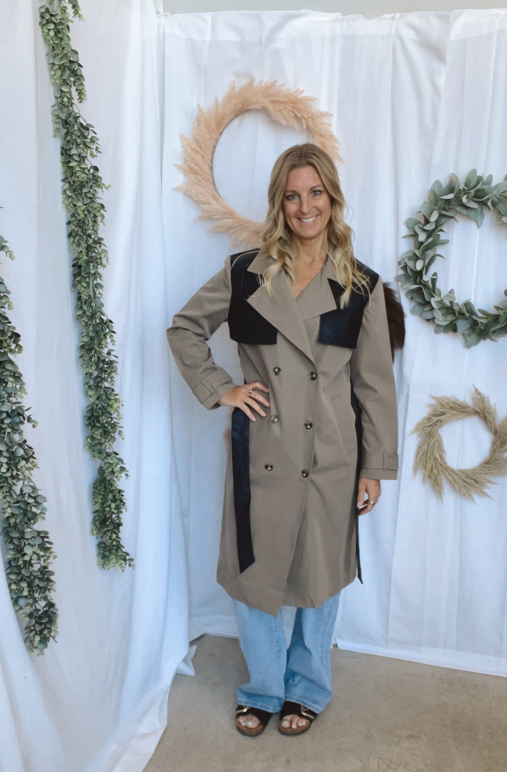 Ash Trench Coat-Coats & Jackets-curds-The Silo Boutique, Women's Fashion Boutique Located in Warren and Grand Forks North Dakota