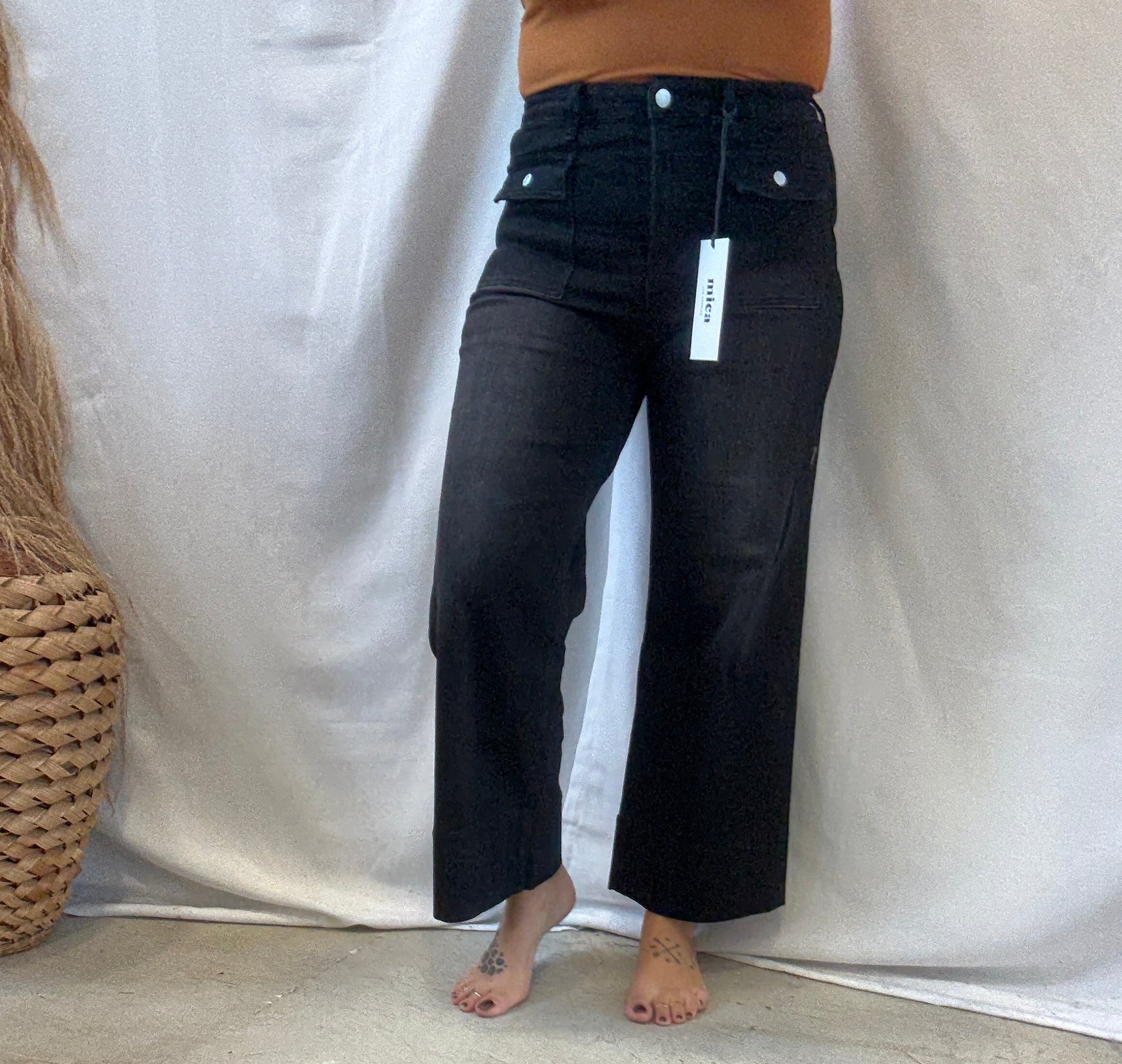 Mica Crop Wide Leg Black Jeans-Final Sale-Jeans-mica-The Silo Boutique, Women's Fashion Boutique Located in Warren and Grand Forks North Dakota