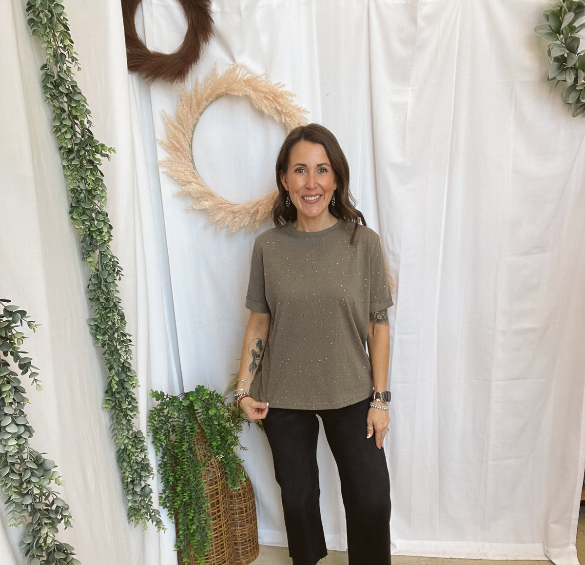 Jaz Sparkle Tee-Charcoal-Graphic Tees-davi dani-The Silo Boutique, Women's Fashion Boutique Located in Warren and Grand Forks North Dakota