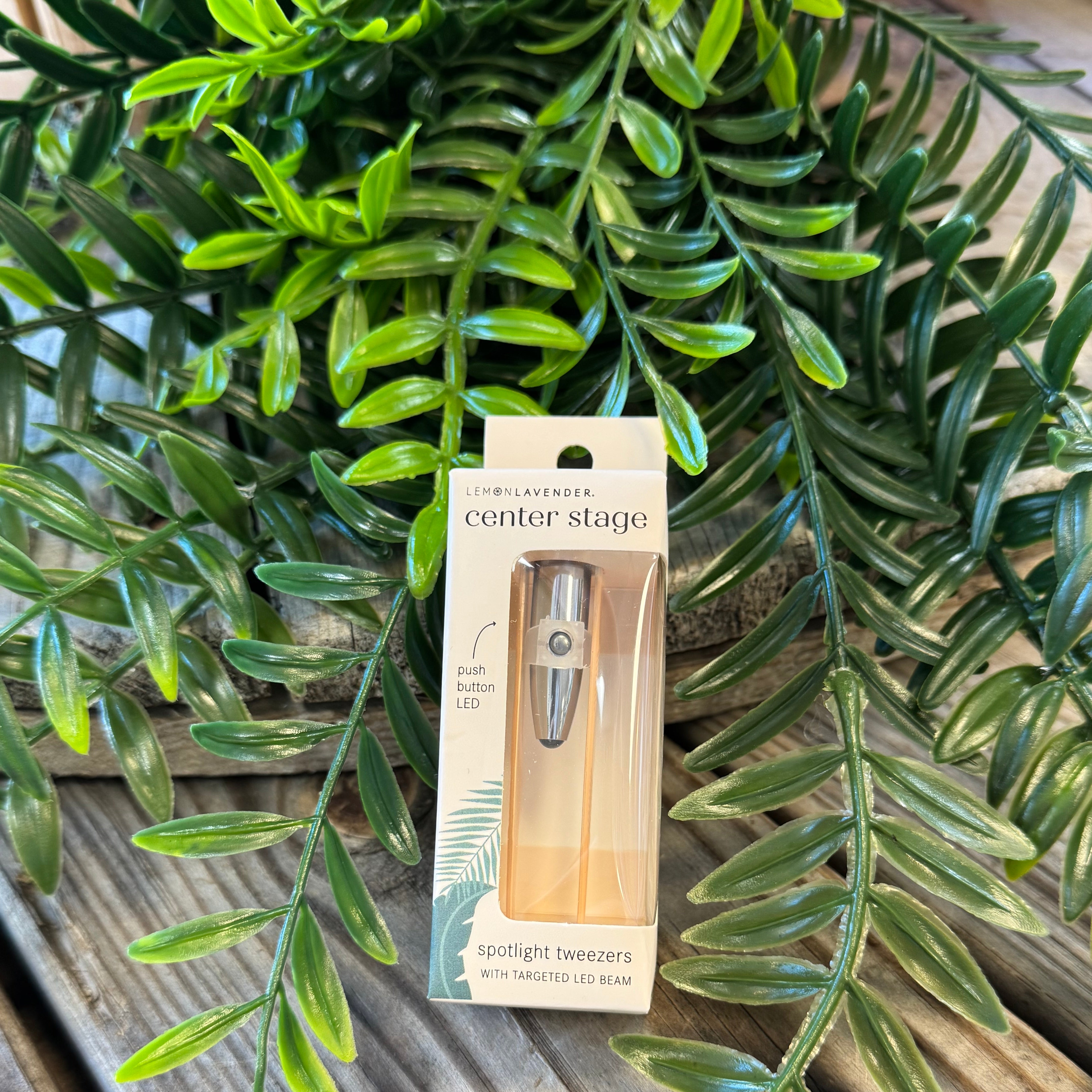 Light Up Tweezer-Beauty-dm-The Silo Boutique, Women's Fashion Boutique Located in Warren and Grand Forks North Dakota
