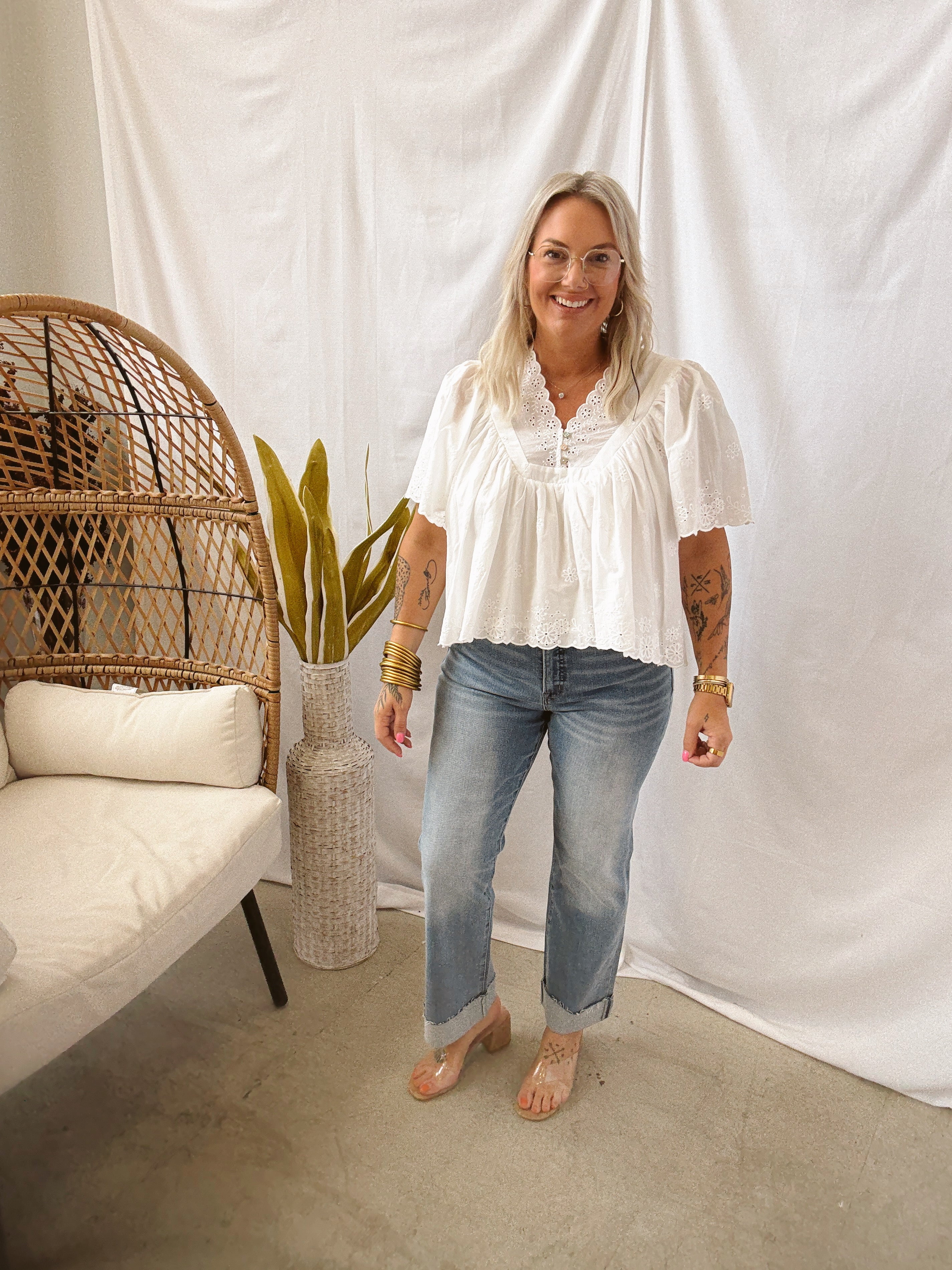 Mica Queen Bee Jeans-Final Sale-Jeans-mica-The Silo Boutique, Women's Fashion Boutique Located in Warren and Grand Forks North Dakota