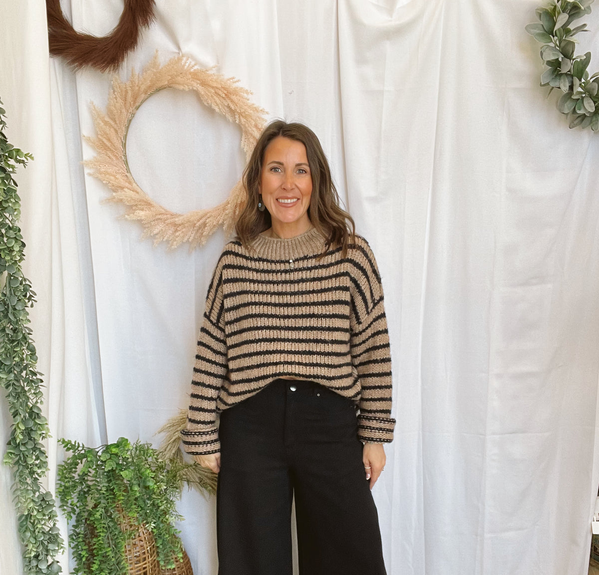 Feeling Free Flare Jeans-Black-Jeans-hyfve-The Silo Boutique, Women's Fashion Boutique Located in Warren and Grand Forks North Dakota