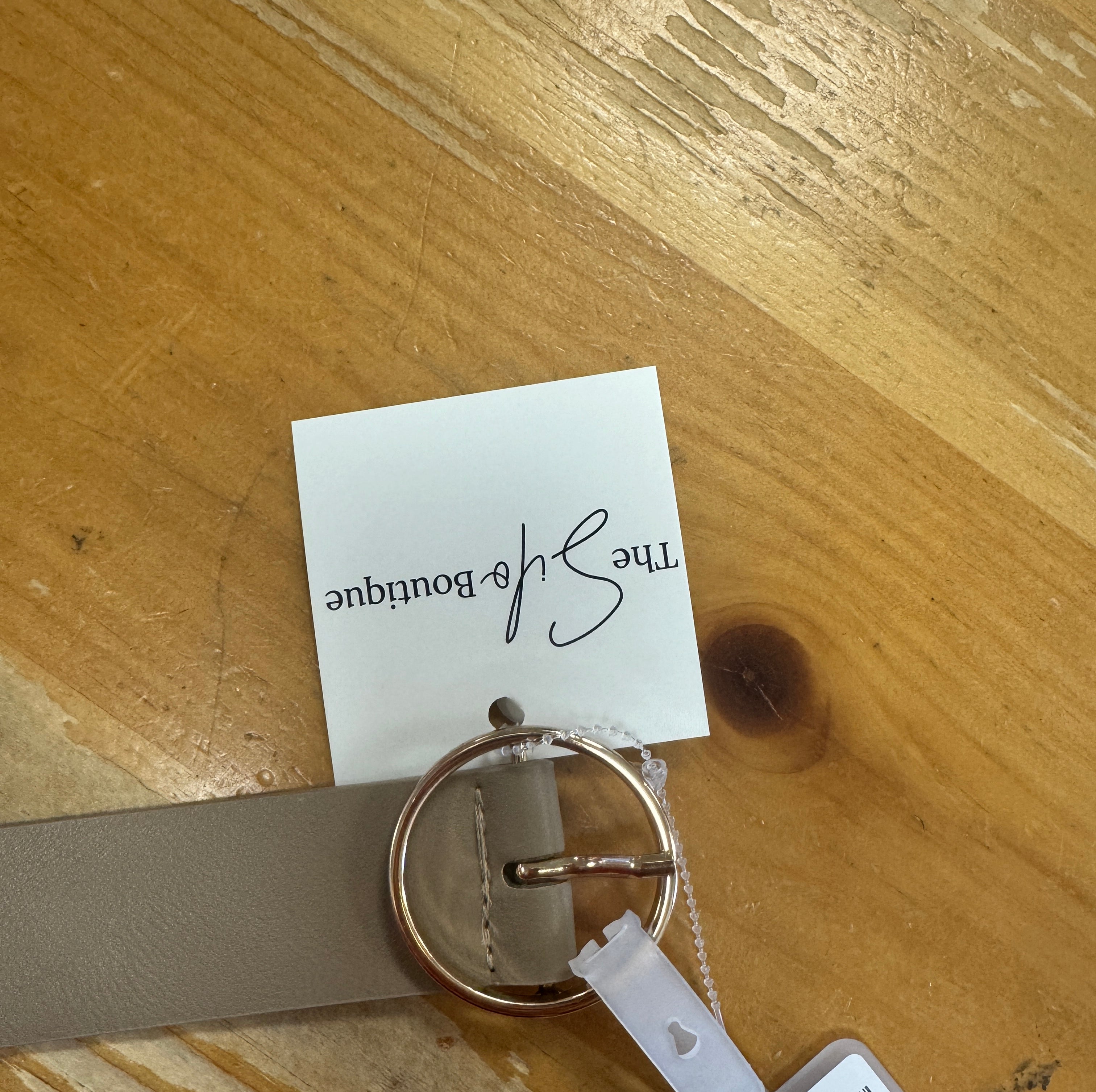 Khaki Circle Belt-Belts-Fame-The Silo Boutique, Women's Fashion Boutique Located in Warren and Grand Forks North Dakota