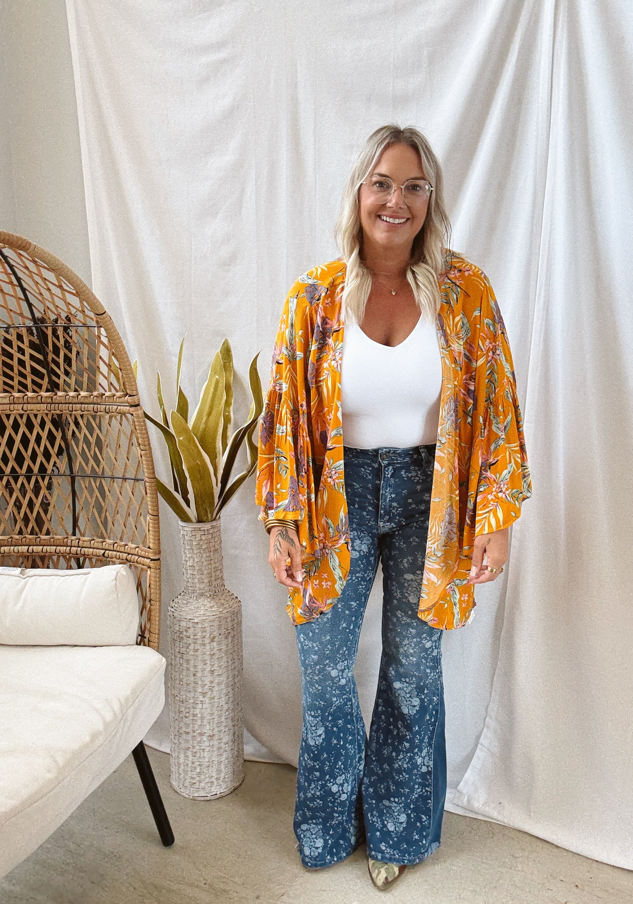 Mustard Floral Kimono-Kimonos-Leto-The Silo Boutique, Women's Fashion Boutique Located in Warren and Grand Forks North Dakota