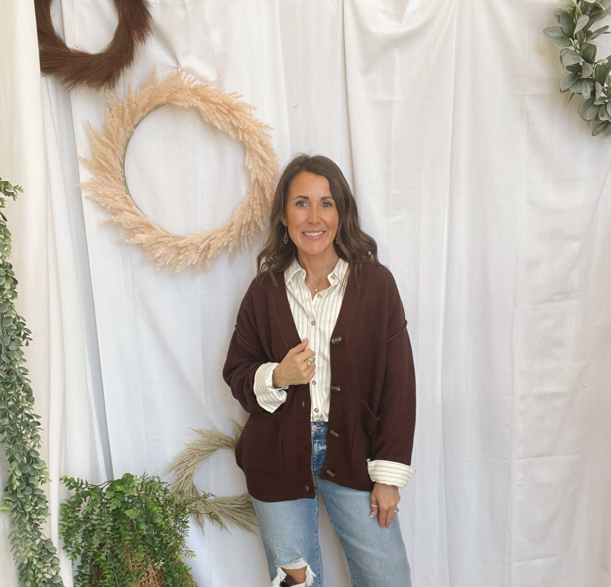 Risen Laurie Barrel Jeans-Jeans-risen-The Silo Boutique, Women's Fashion Boutique Located in Warren and Grand Forks North Dakota