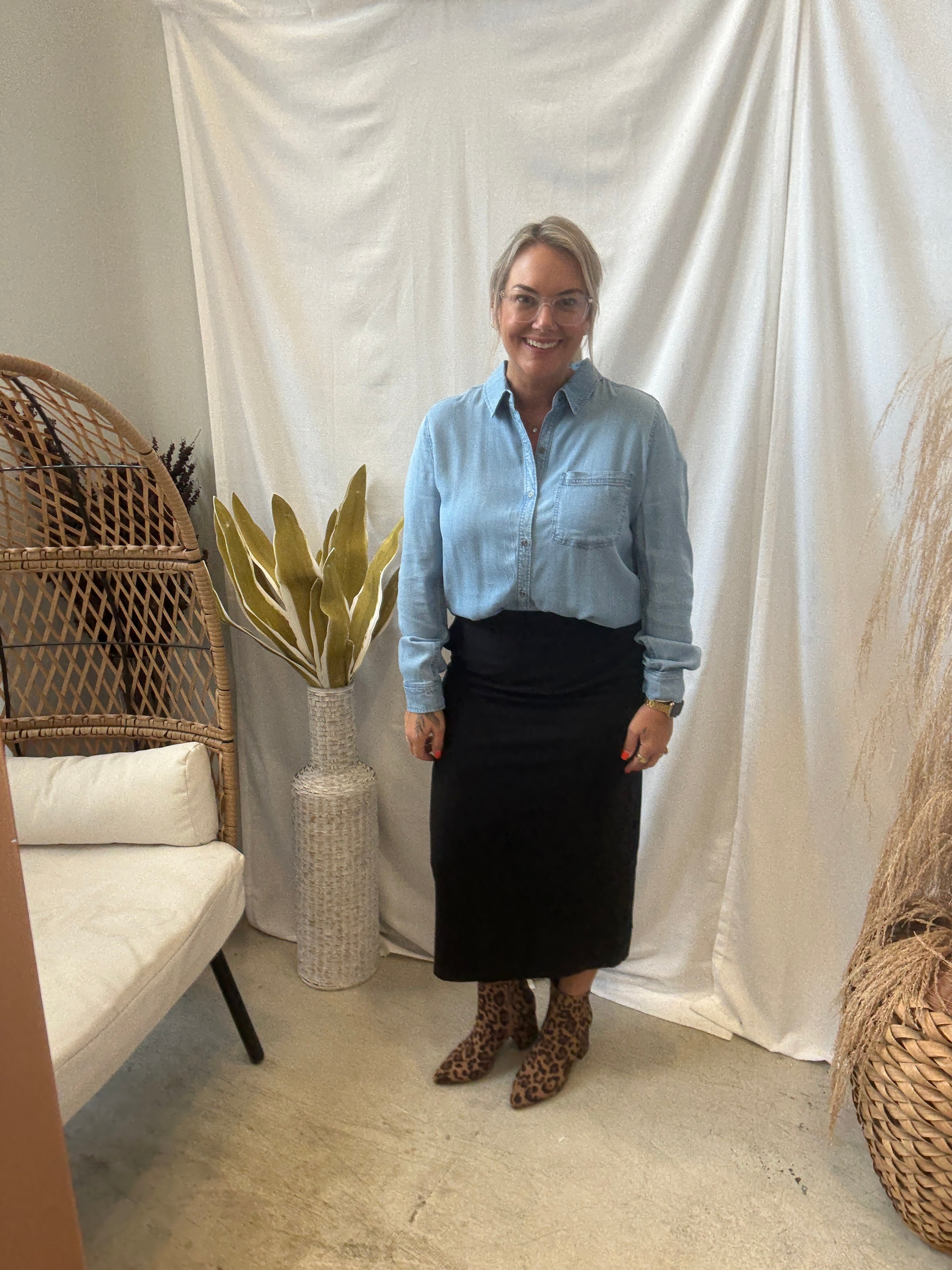 The Perfect Maxi Skirt-Black-Skirts-hem and thread-The Silo Boutique, Women's Fashion Boutique Located in Warren and Grand Forks North Dakota