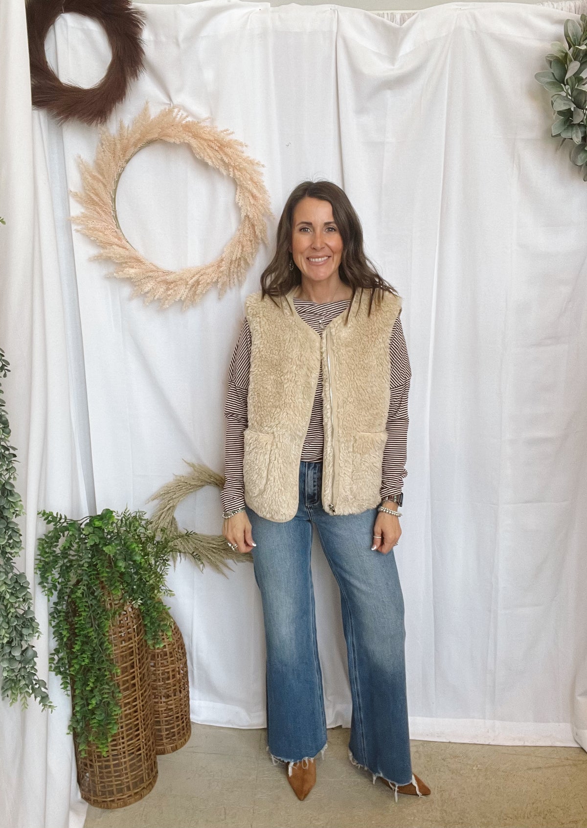Talia Taupe Sherpa Vest-Vests-dottie-The Silo Boutique, Women's Fashion Boutique Located in Warren and Grand Forks North Dakota