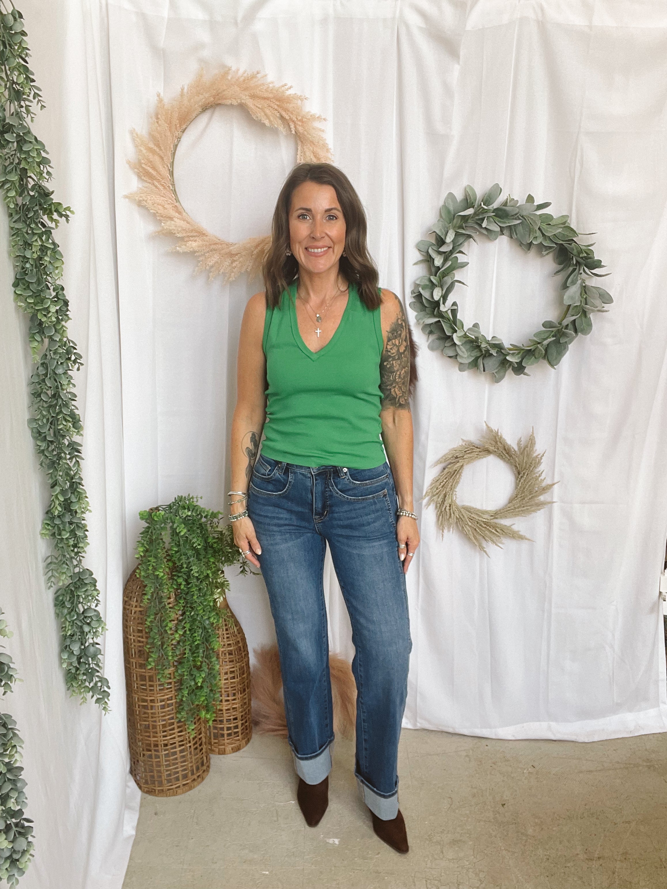 AEIMO Tank-Kelly Green-Tank Tops-aemi-The Silo Boutique, Women's Fashion Boutique Located in Warren and Grand Forks North Dakota