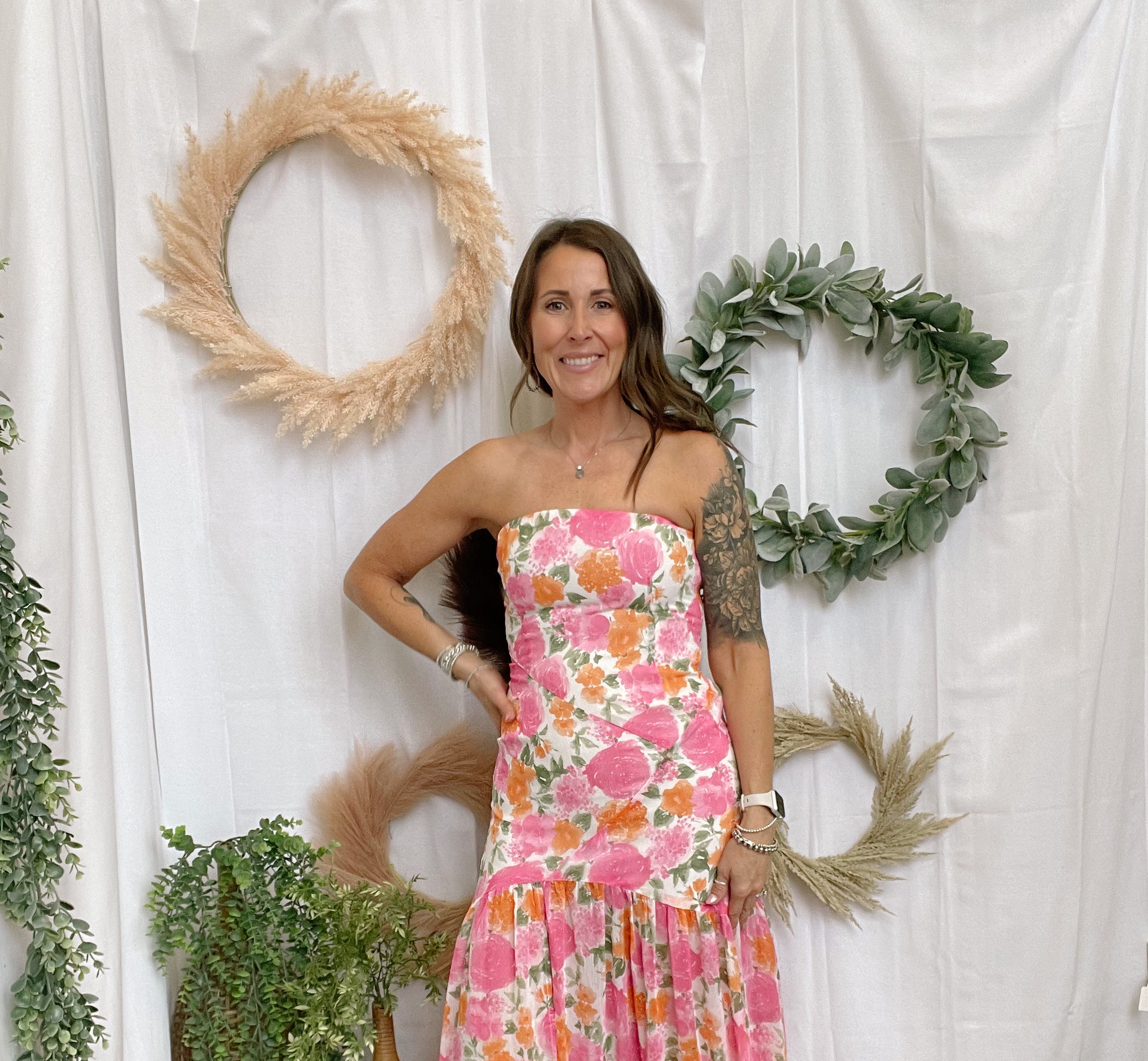 Pink Floral Strapless Dress-Dresses-promesa-The Silo Boutique, Women's Fashion Boutique Located in Warren and Grand Forks North Dakota