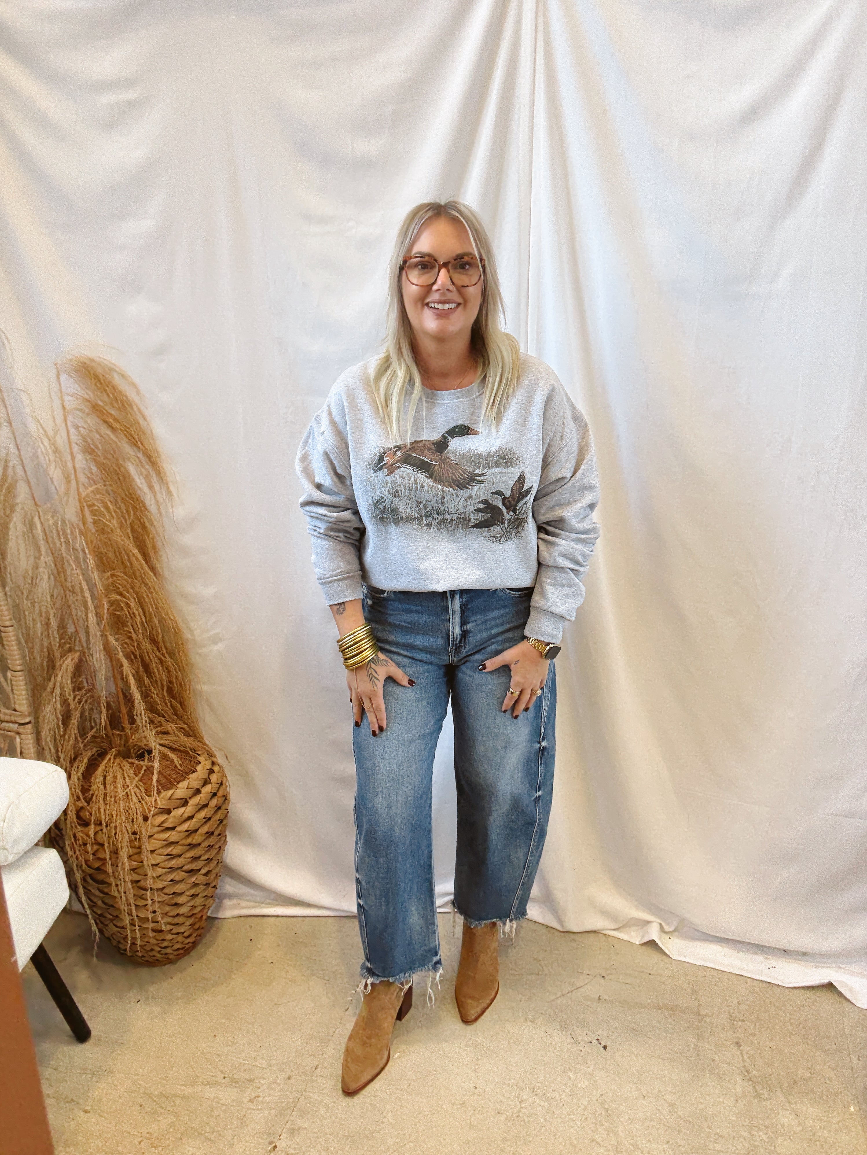 Retro Duck Sweatshirt-Sweatshirts-lattimore-The Silo Boutique, Women's Fashion Boutique Located in Warren and Grand Forks North Dakota