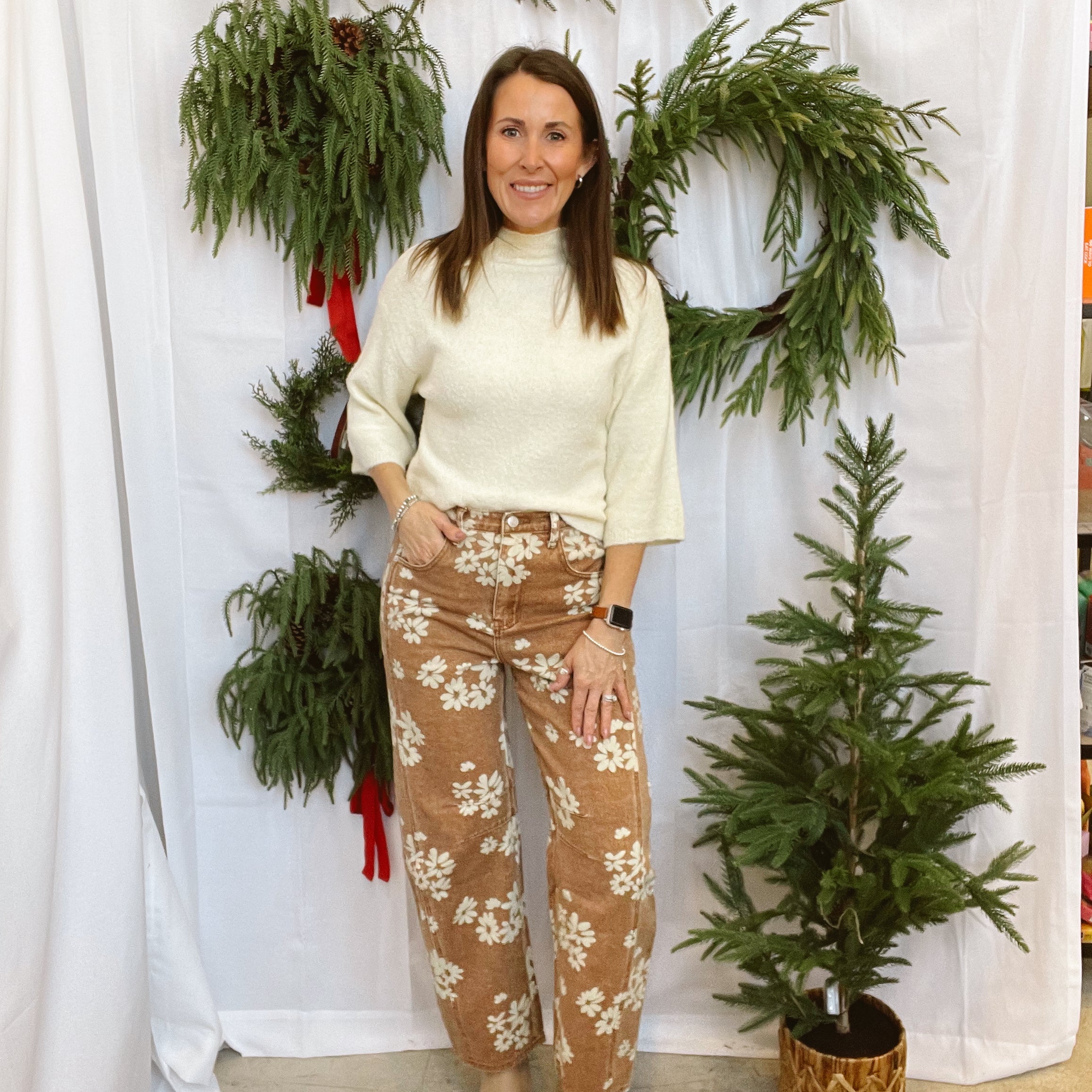 Flower Power Barrel Jeans-Jeans-entro-The Silo Boutique, Women's Fashion Boutique Located in Warren and Grand Forks North Dakota