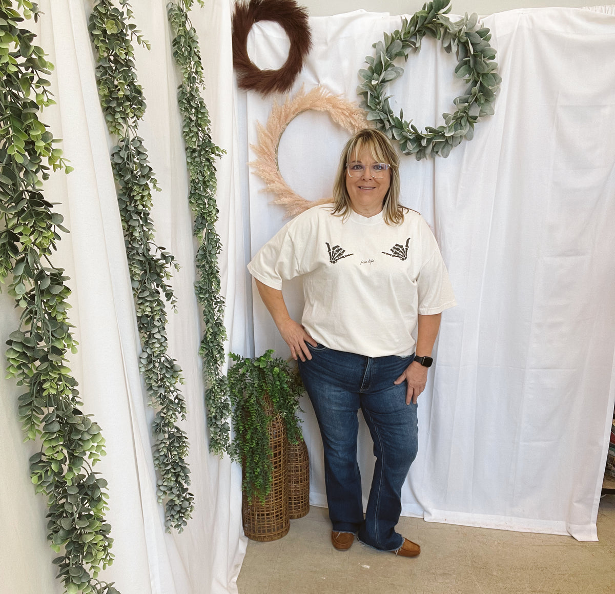 Free Life Graphic Tee-Graphic Tees-jade by jane-The Silo Boutique, Women's Fashion Boutique Located in Warren and Grand Forks North Dakota