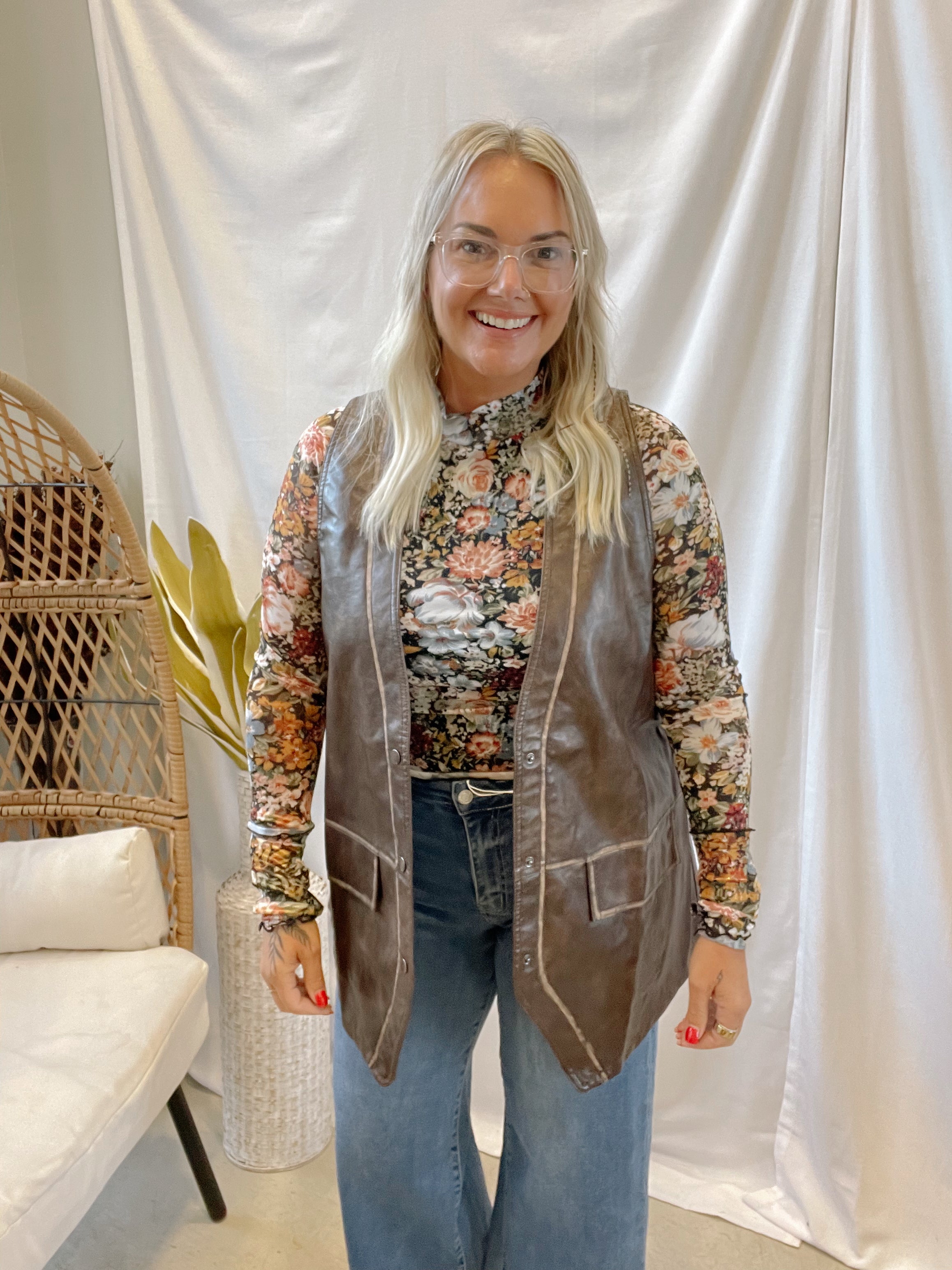 Leather Long Snap Vest-Espresso-Vests-promesa-The Silo Boutique, Women's Fashion Boutique Located in Warren and Grand Forks North Dakota