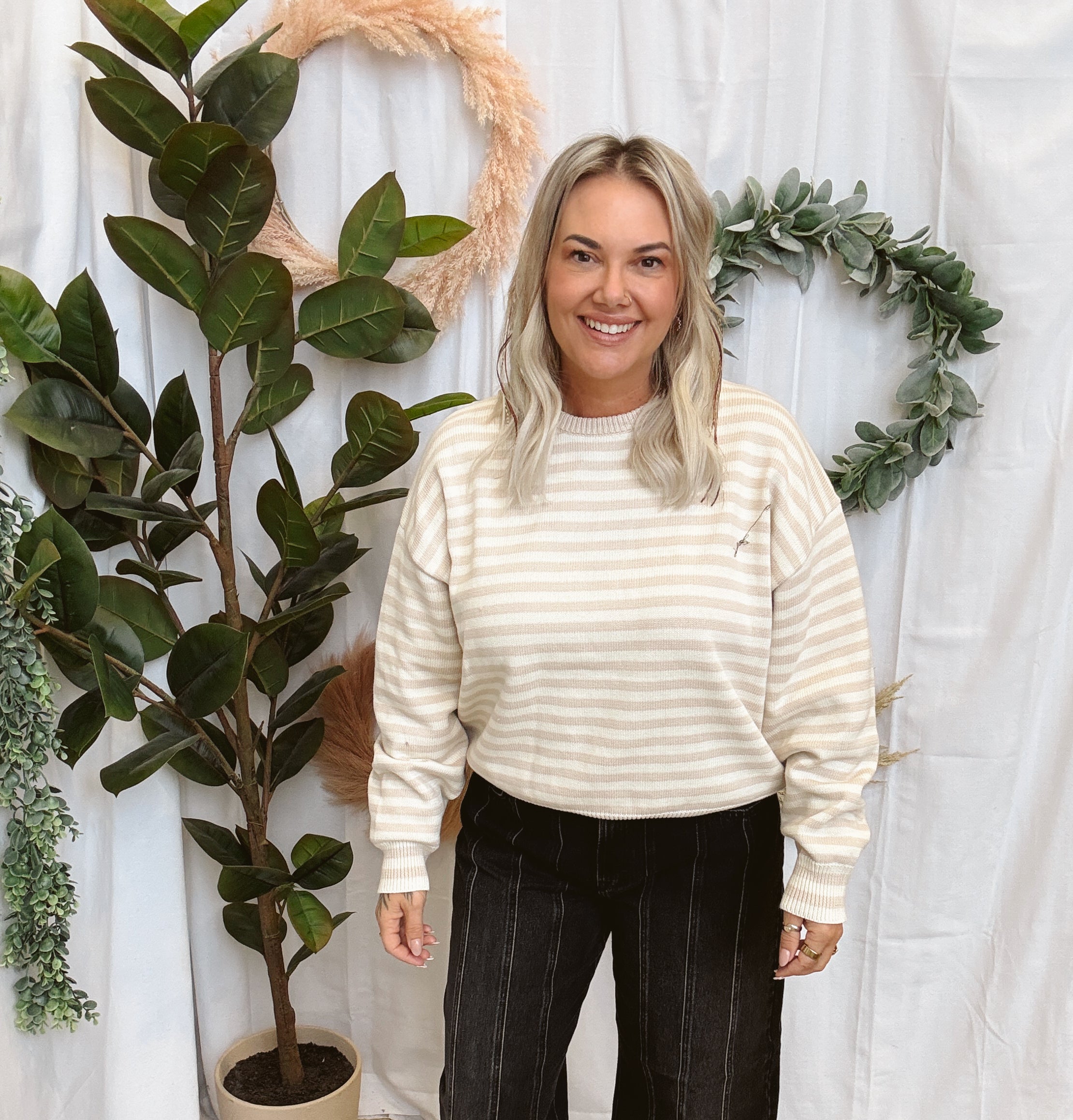 Hidden Black Classic Vintage Barrel Jeans-Jeans-Hidden-The Silo Boutique, Women's Fashion Boutique Located in Warren and Grand Forks North Dakota