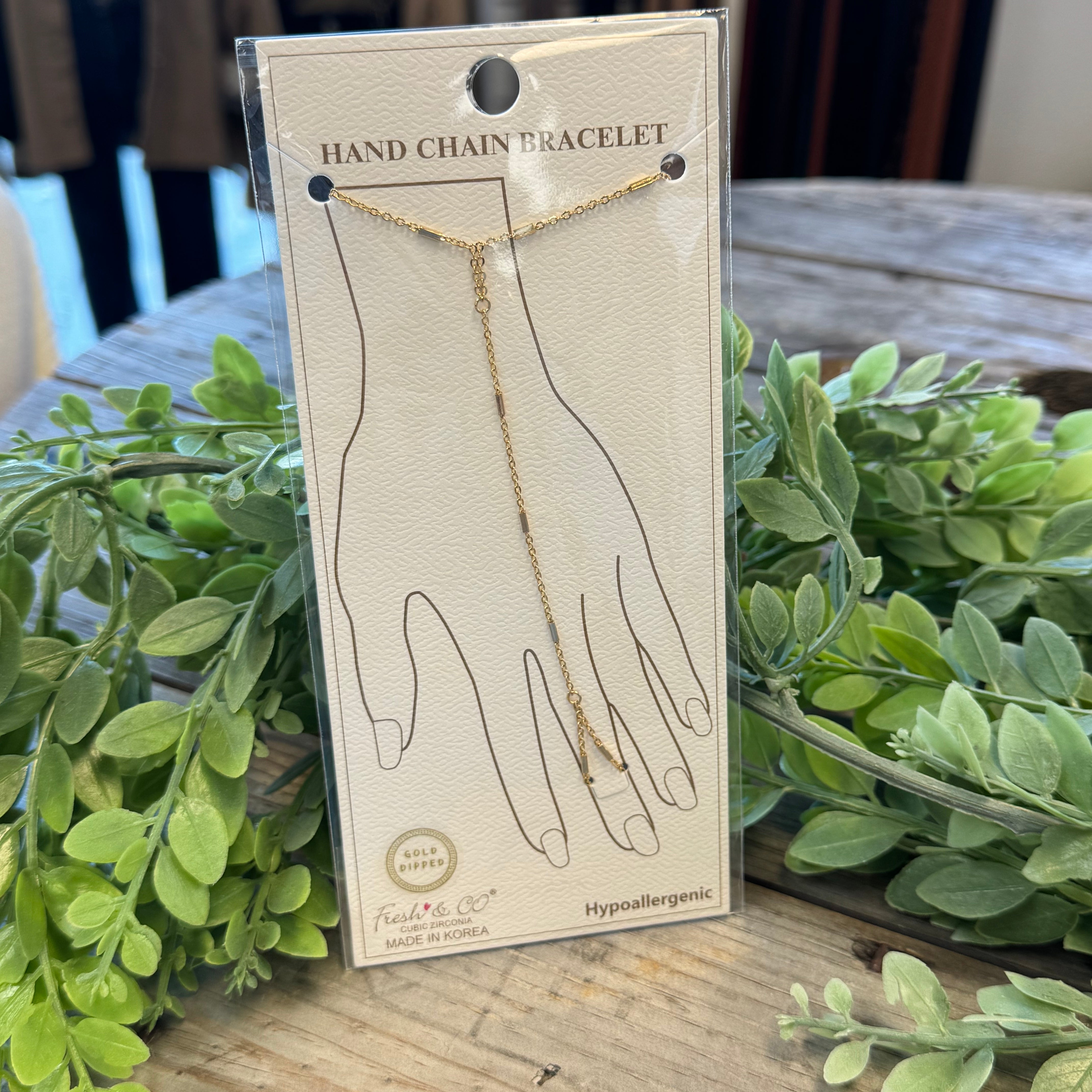 Dainty Bar Hand Chain Bracelet-Bracelets-2unic-The Silo Boutique, Women's Fashion Boutique Located in Warren and Grand Forks North Dakota